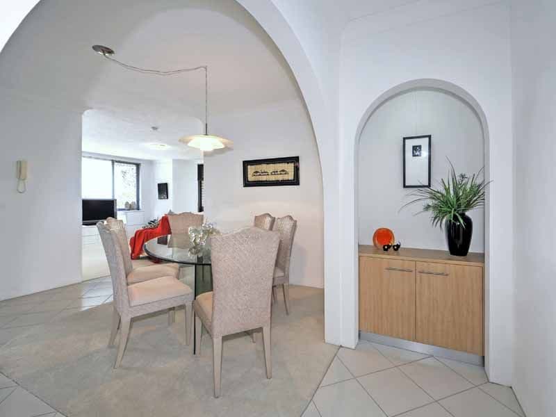 8 Paradise Parade, PARADISE POINT QLD 4216, Paradise Point - Thumbnail 7