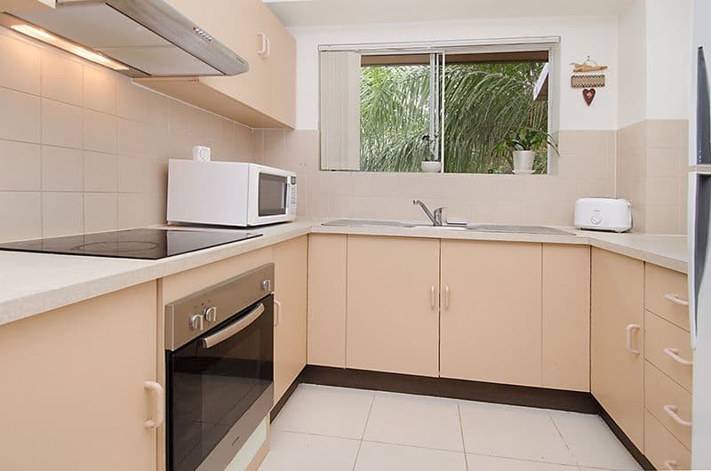 34 Baron Street, Greenslopes QLD 4120, Greenslopes - Thumbnail 3