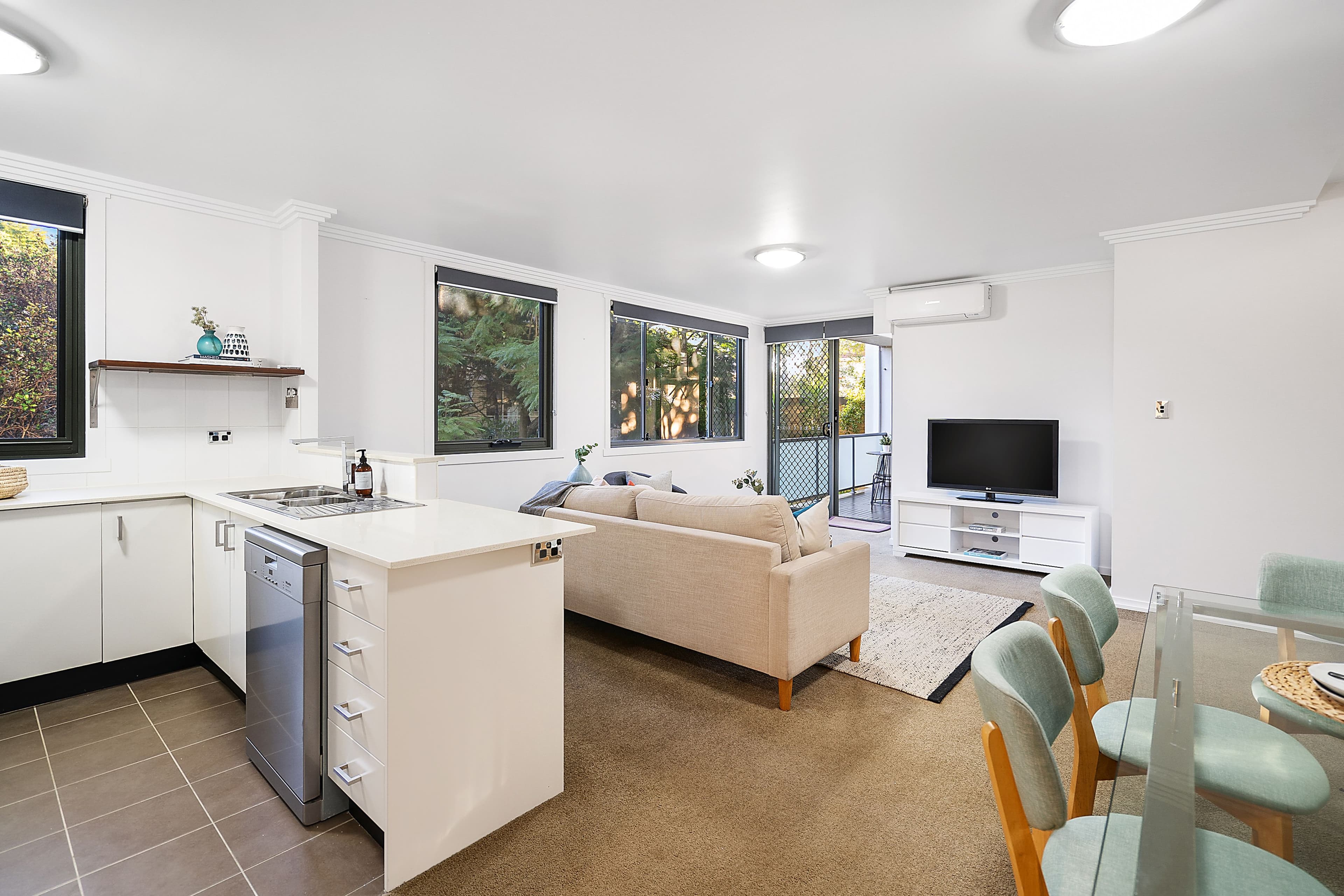 27 Quirk Road, Manly Vale NSW 2093, Manly Vale - Thumbnail 2