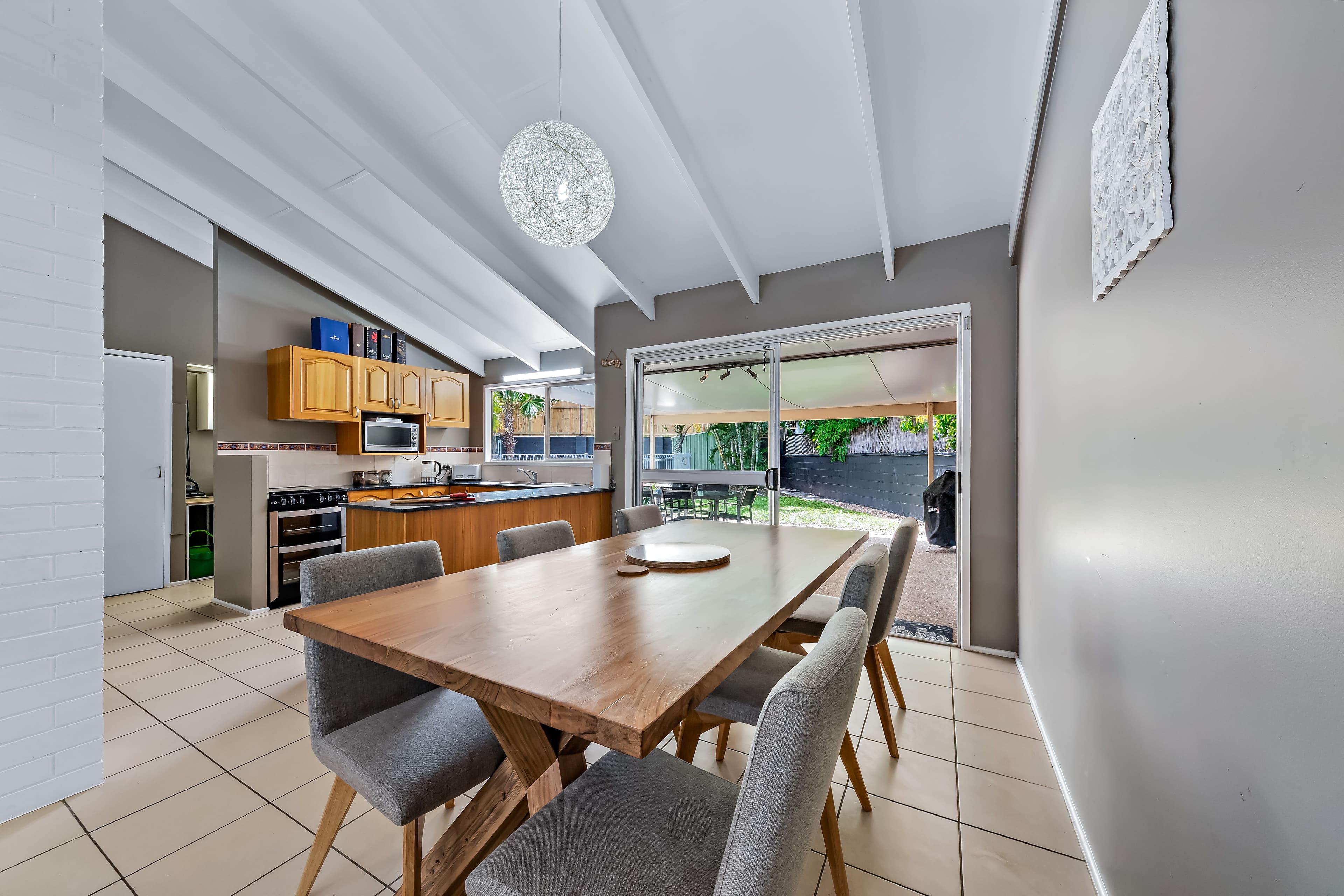 19 Wambiri Street, Cannonvale QLD 4802, Cannonvale - Thumbnail 5