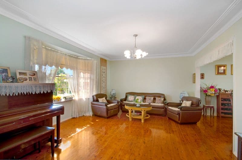 7 Harriet Avenue, CASTLE HILL NSW 2154, Castle Hill - Thumbnail 3