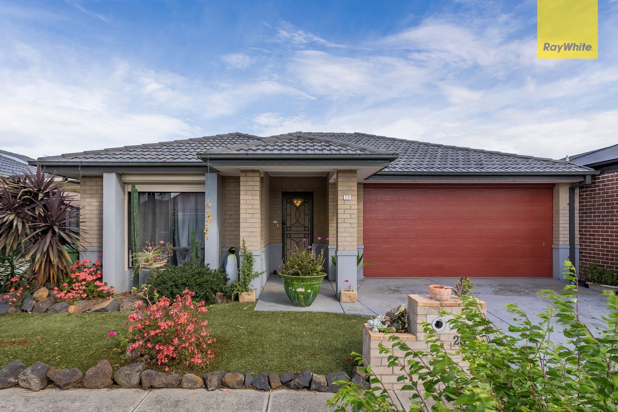25 Dempster Drive, Craigieburn VIC 3064, Craigieburn - Image 1