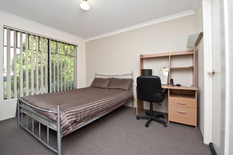 37 Dixon Avenue, KEWDALE WA 6105, Kewdale - Thumbnail 2