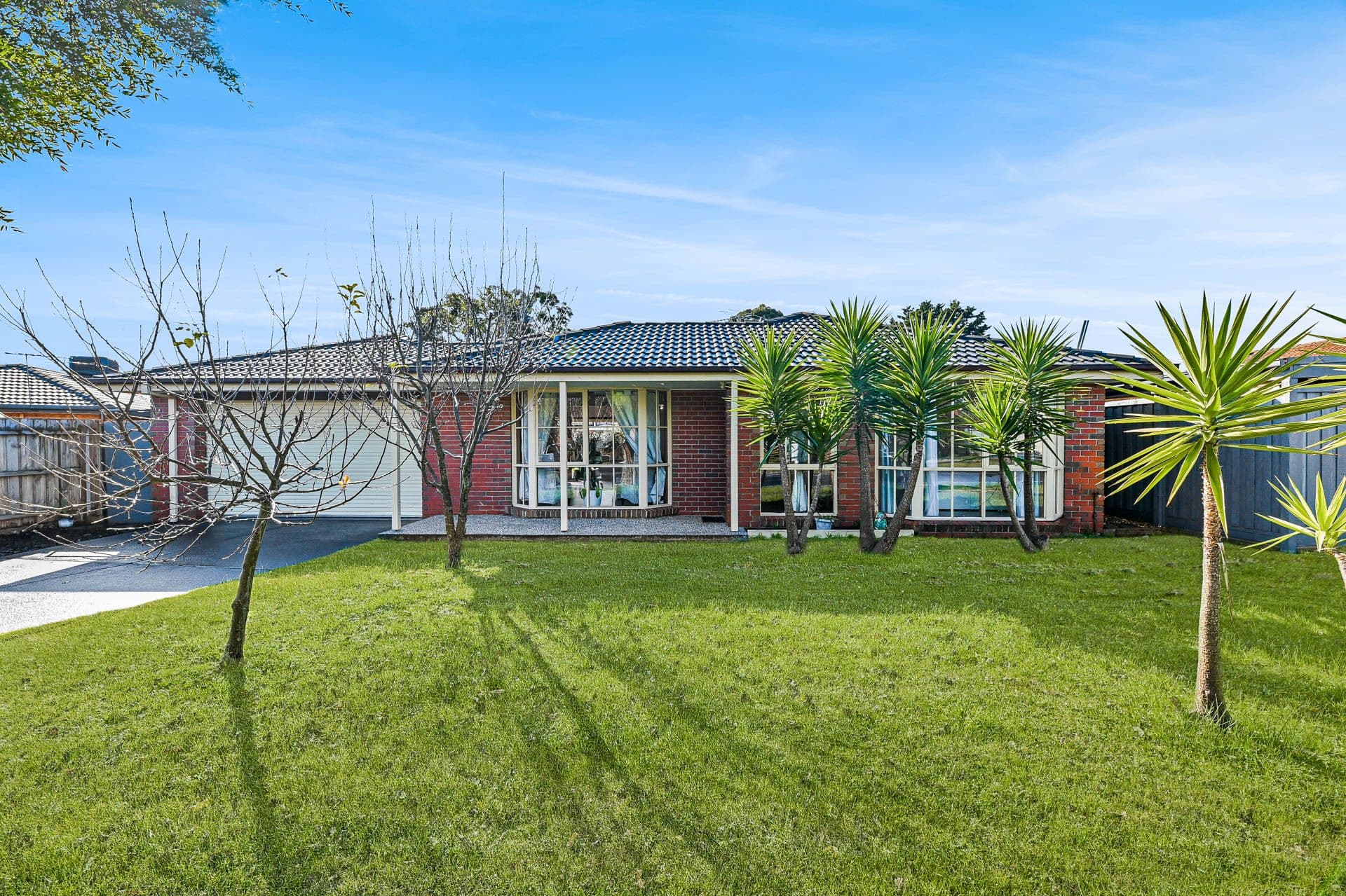 17 Ashfield Drive, Berwick VIC 3806, Berwick - Thumbnail 2