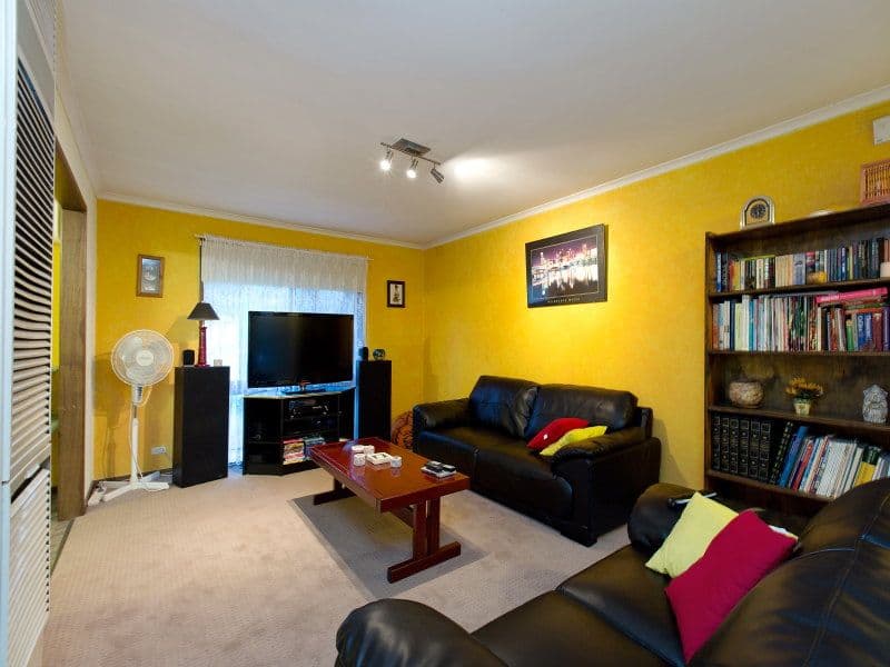 43 Gattinara Drive, FRANKSTON VIC 3199, Frankston - Thumbnail 2
