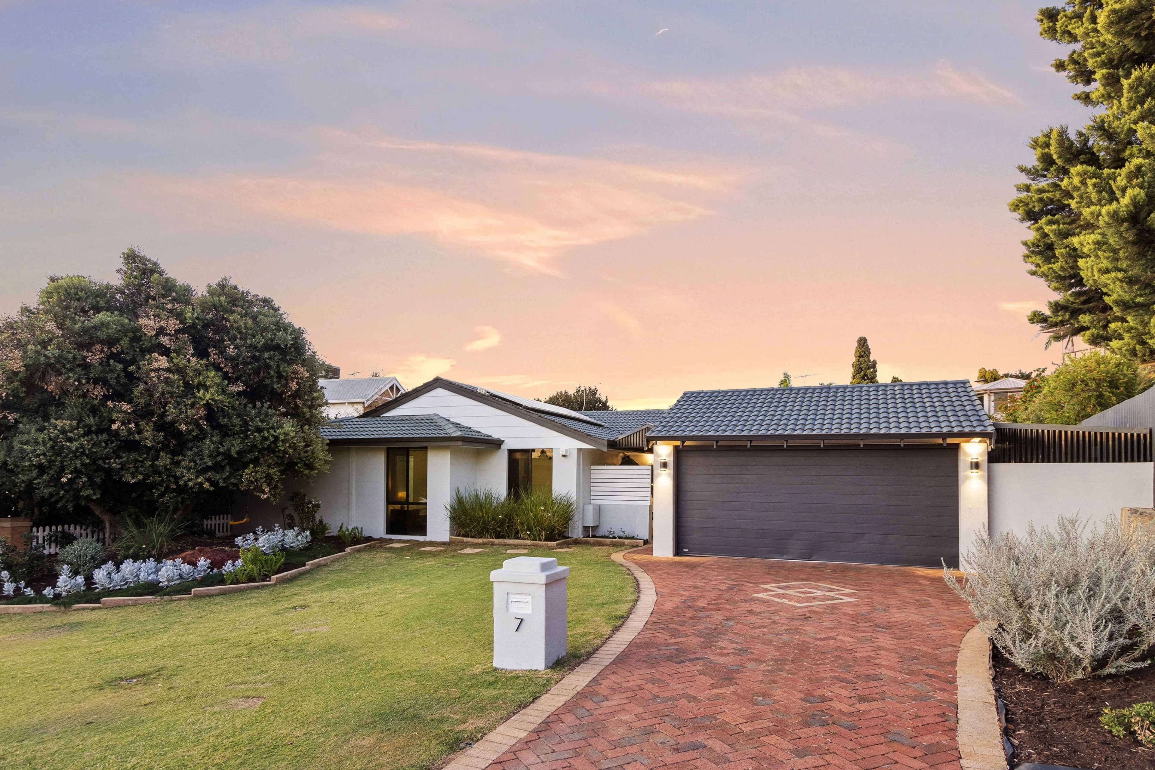 7 Currajong Road, Duncraig WA 6023, Duncraig - Image 1