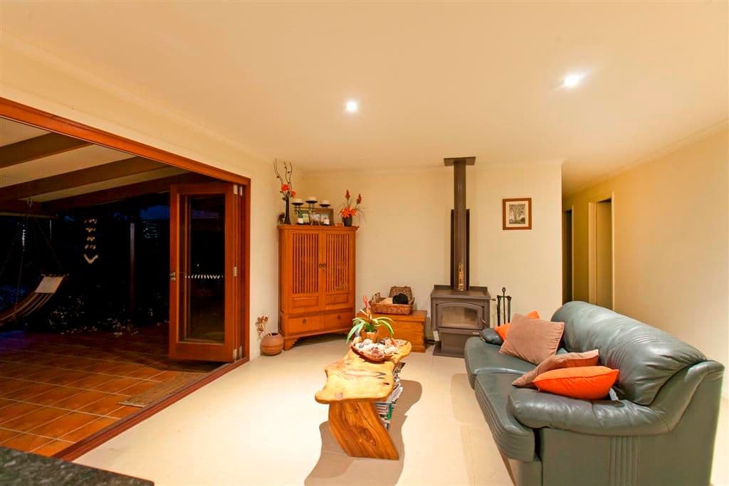 5 Timbarra Court, CAPALABA QLD 4157, Capalaba - Thumbnail 5