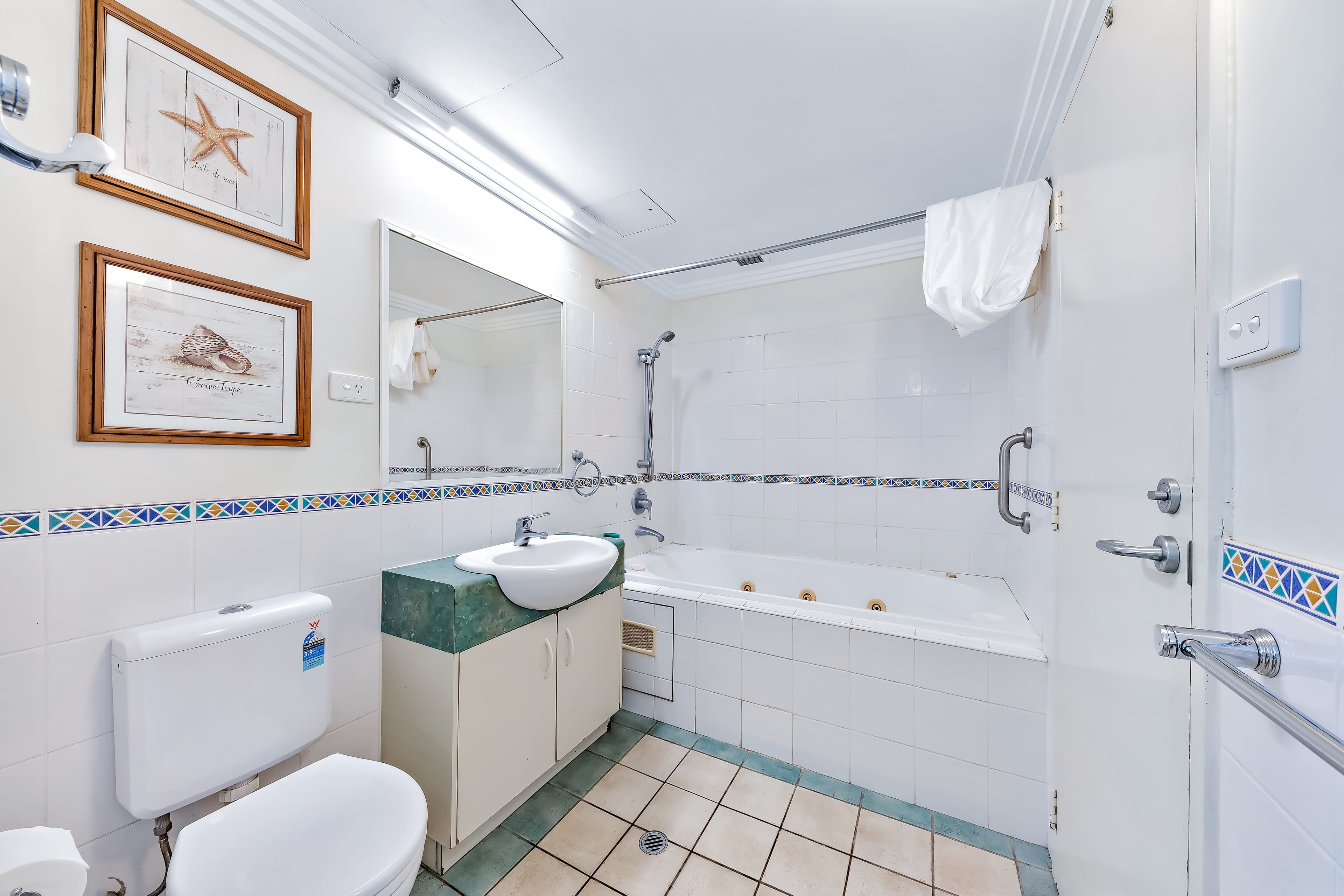 1 Hermitage Drive, Airlie Beach QLD 4802, Airlie Beach - Thumbnail 6