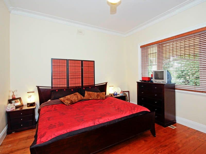 13  Shannon Avenue, HAMLYN HEIGHTS VIC 3215, Hamlyn Heights - Thumbnail 4