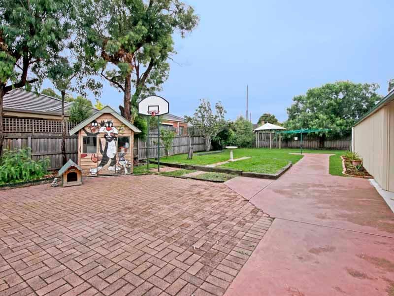 13  Shannon Avenue, HAMLYN HEIGHTS VIC 3215, Hamlyn Heights - Thumbnail 5