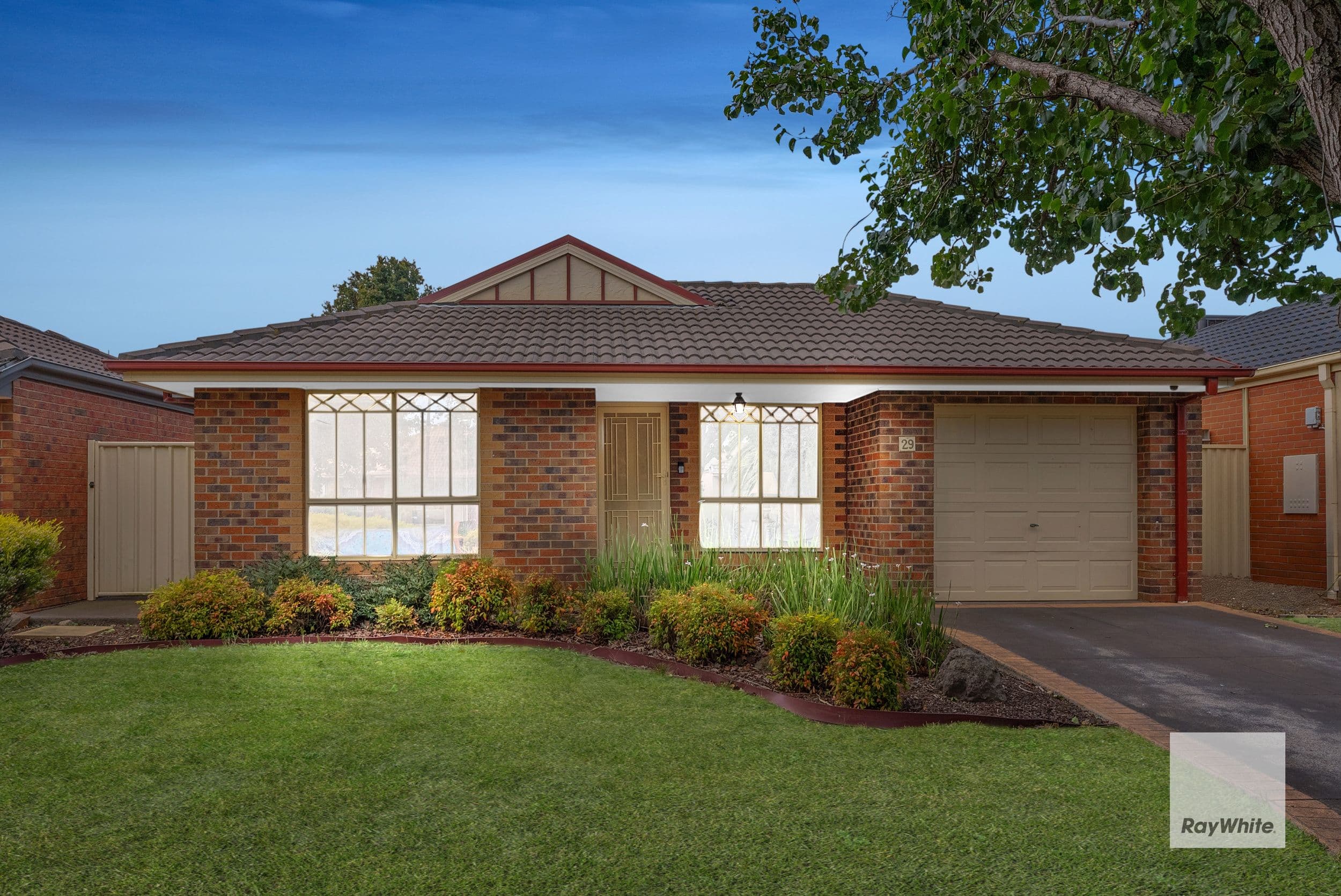 29 Kyneton Circuit, Caroline Springs VIC 3023, Caroline Springs - Image 1