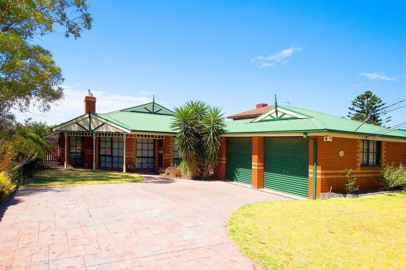 28 Blackburn Drive, CHELTENHAM VIC 3192, Cheltenham - Image 1