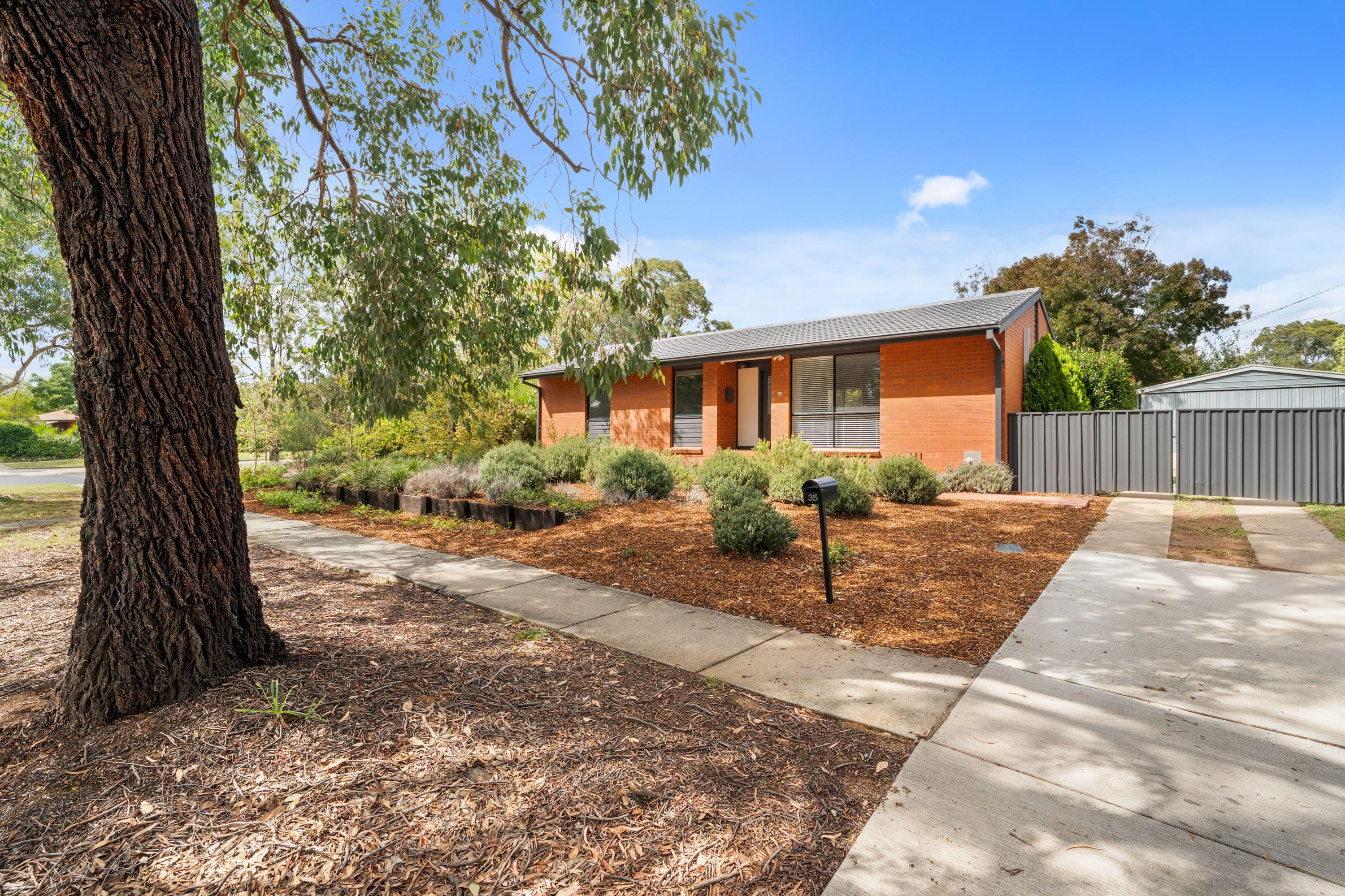 35 Wheeler Crescent, Wanniassa ACT 2903, Wanniassa - Thumbnail 3