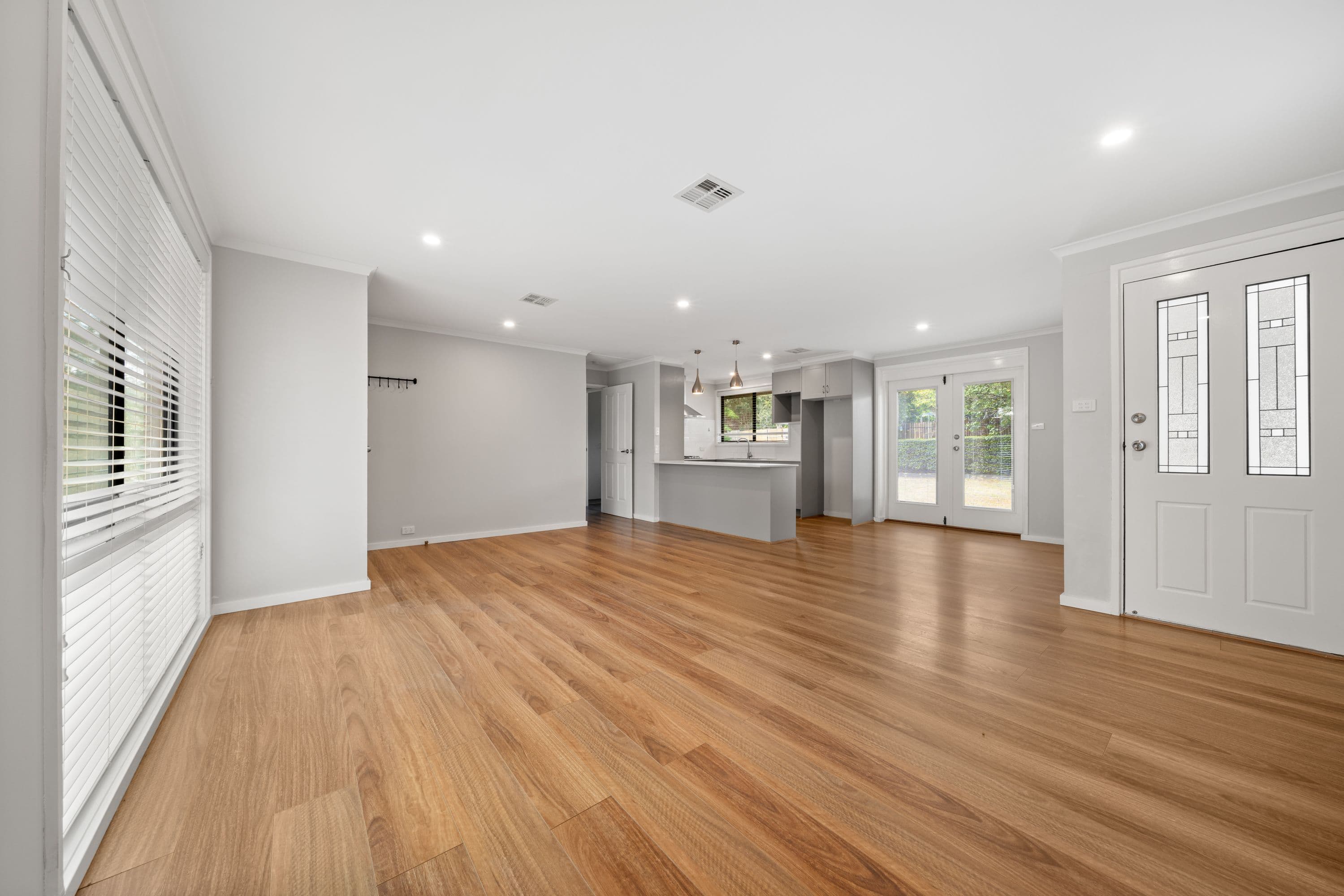 35 Wheeler Crescent, Wanniassa ACT 2903, Wanniassa - Thumbnail 5