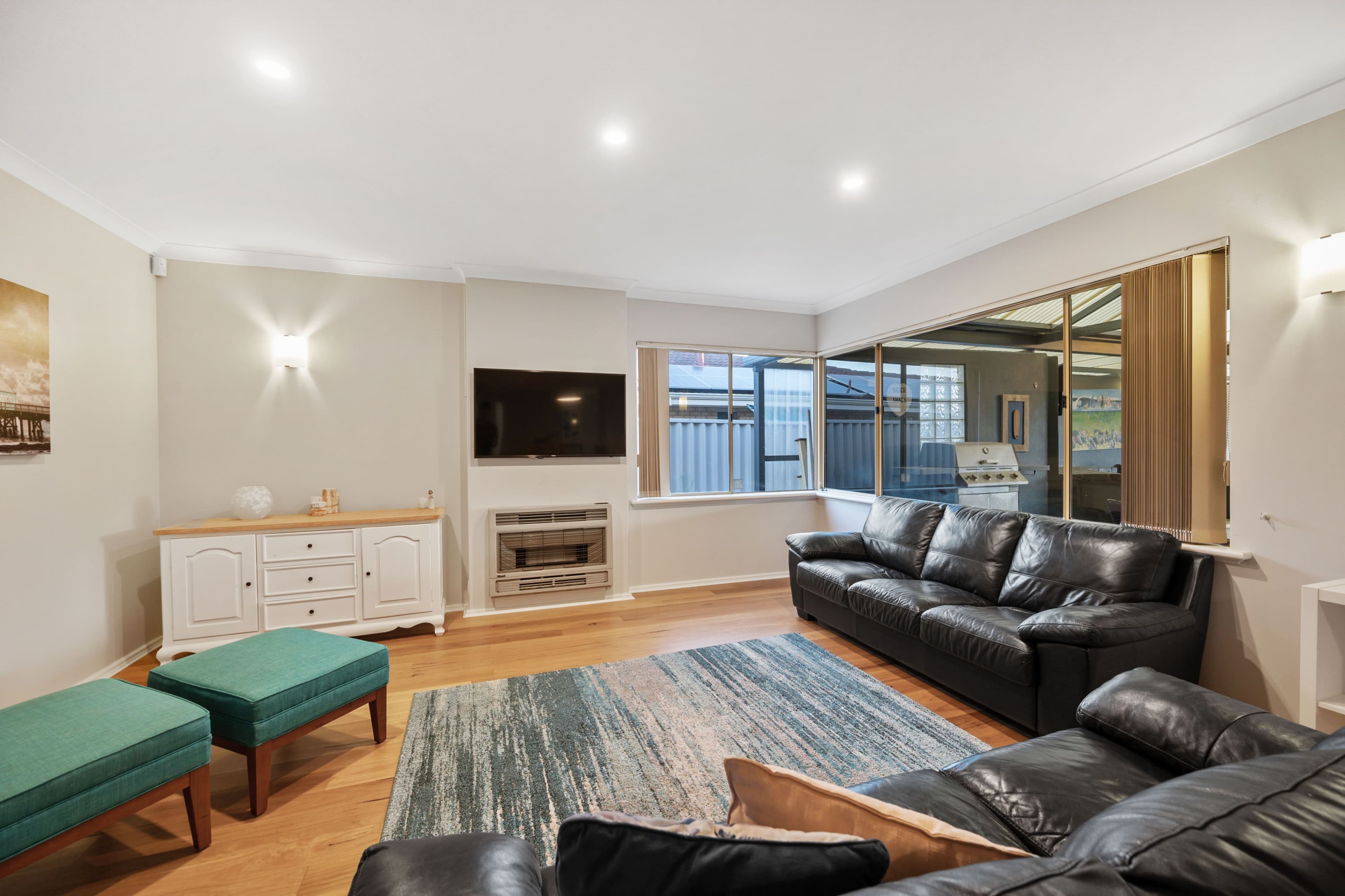 11 Biscay Road, Sorrento WA 6020, Sorrento - Thumbnail 5