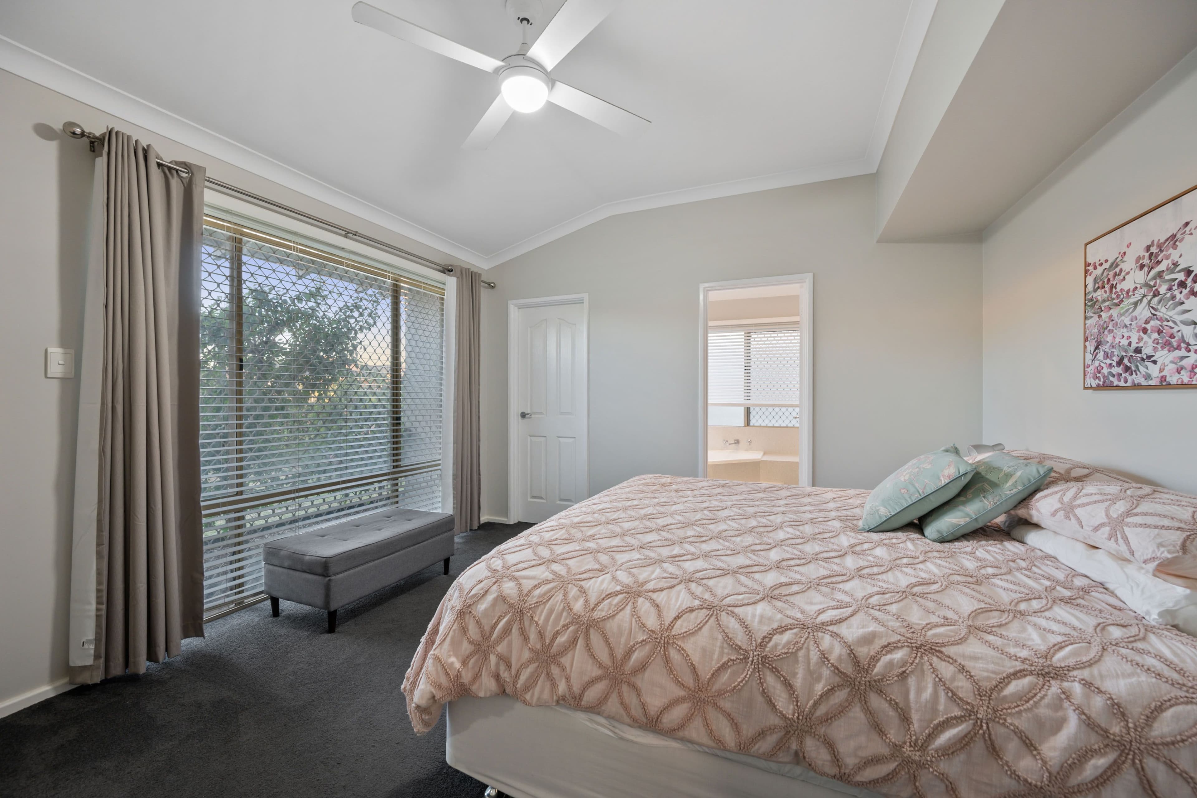 11 Biscay Road, Sorrento WA 6020, Sorrento - Thumbnail 8