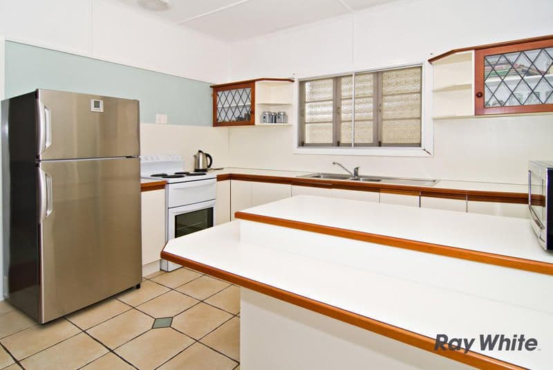 18 Hinkler Street, KEDRON QLD 4031, Kedron - Thumbnail 5