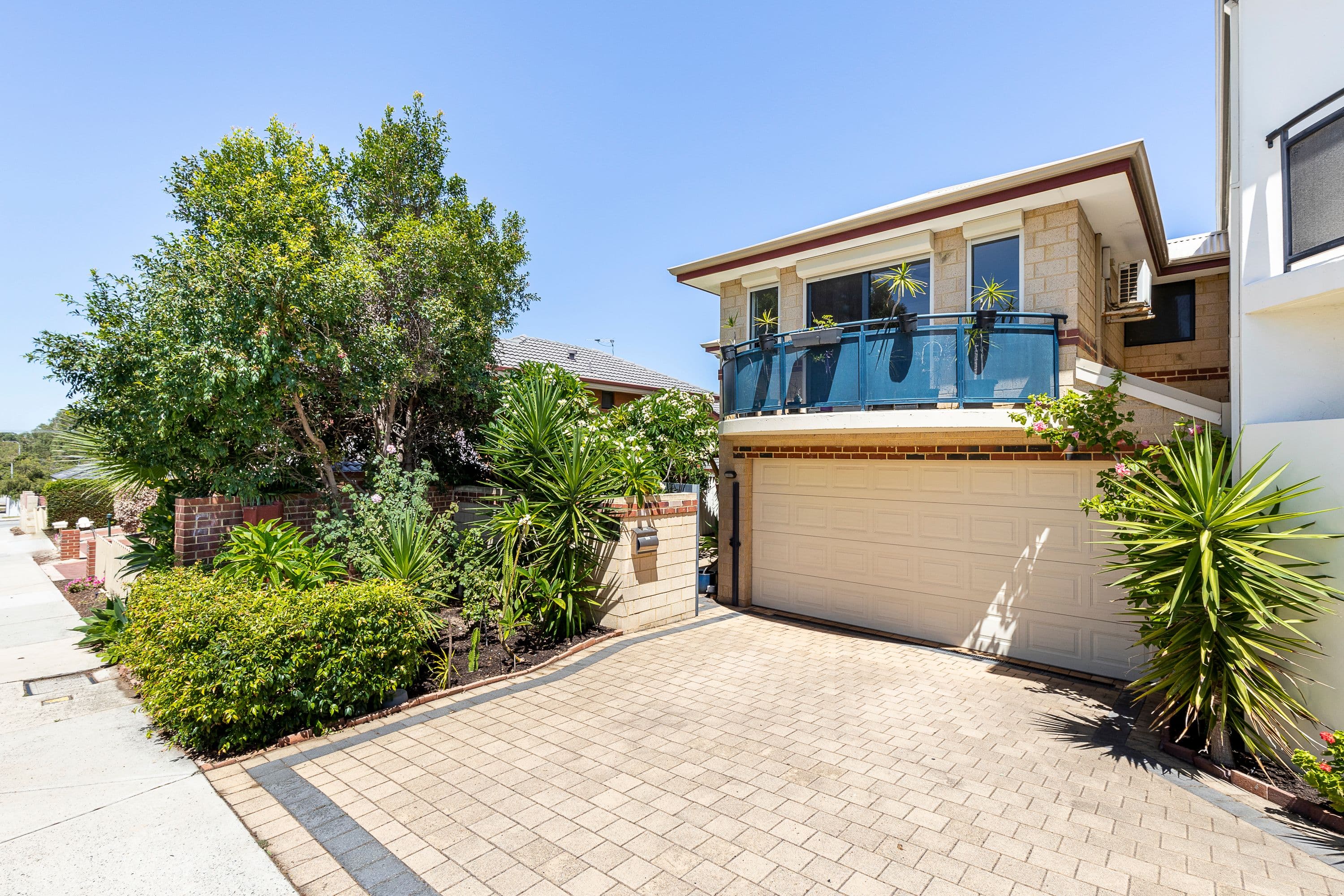 49 Brady Street, Mount Hawthorn WA 6016, Mount Hawthorn - Thumbnail 3