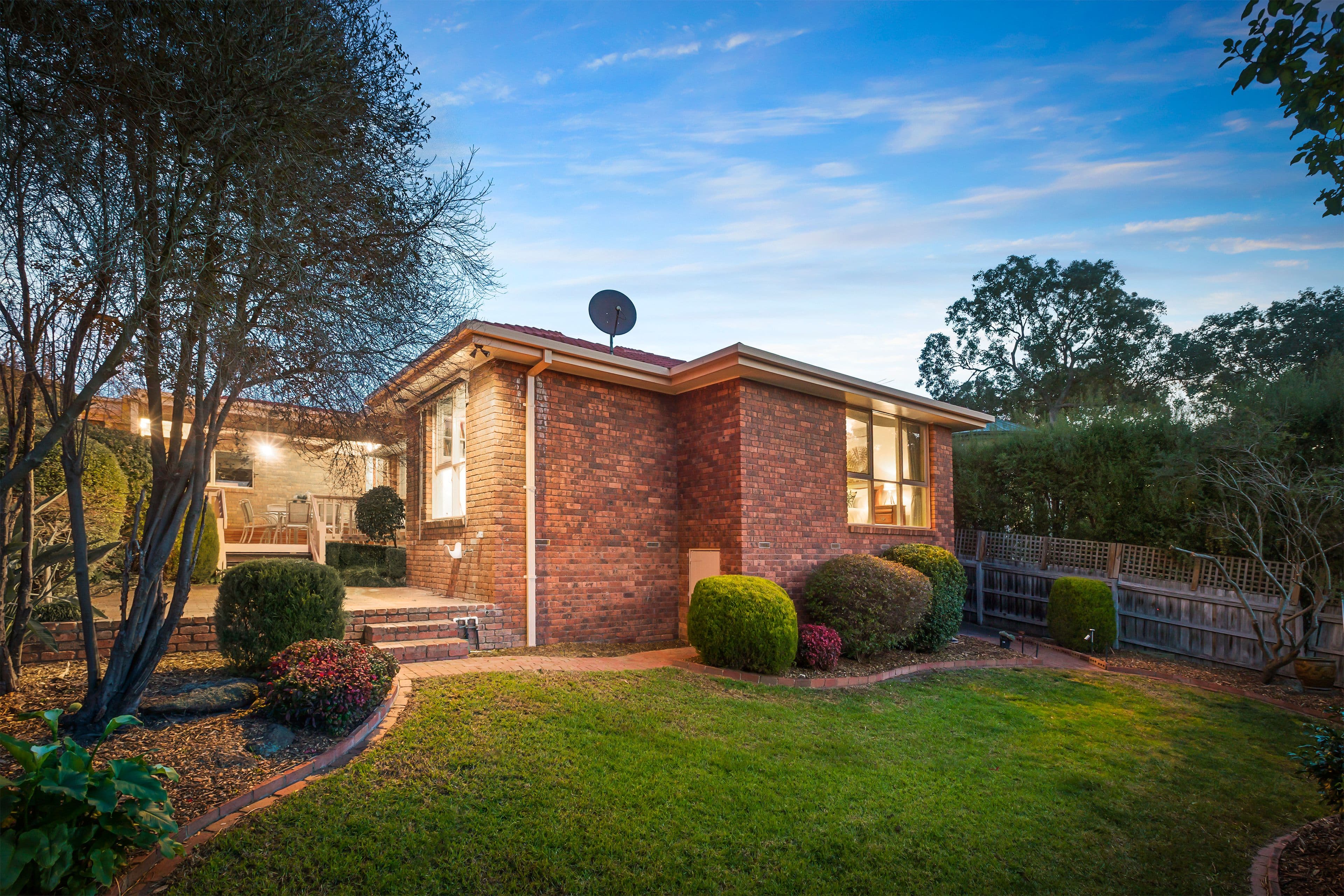 2 Hillcrest Court, Donvale VIC 3111, Donvale - Thumbnail 4