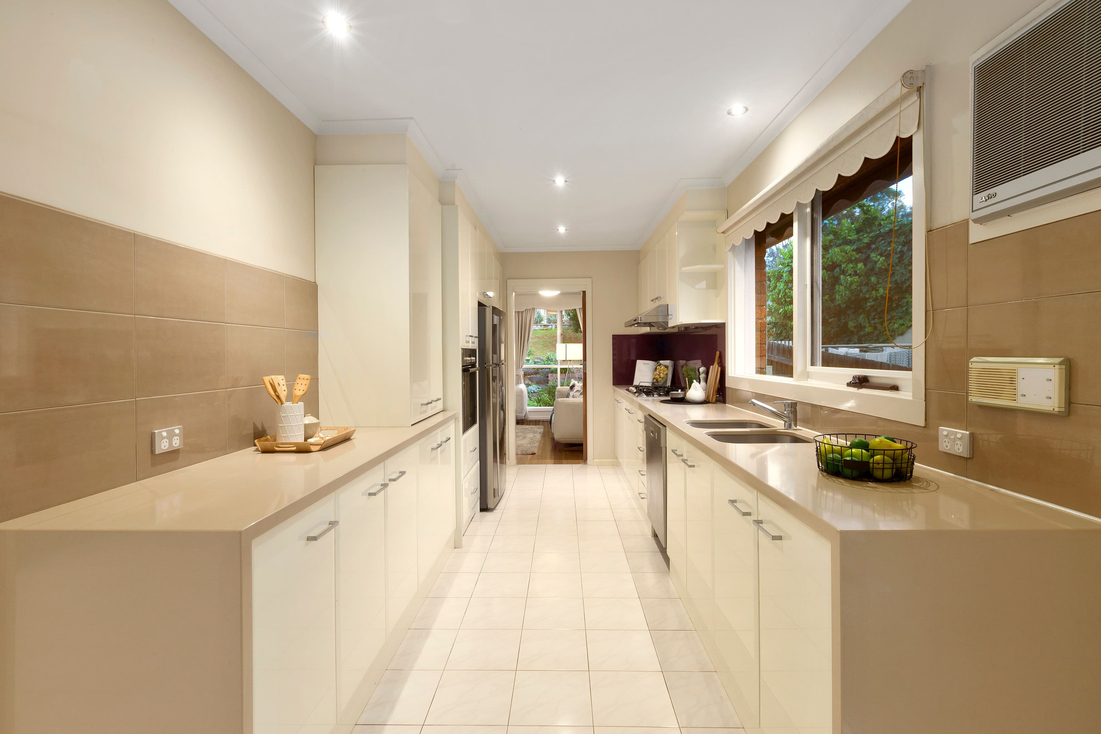 2 Hillcrest Court, Donvale VIC 3111, Donvale - Thumbnail 5