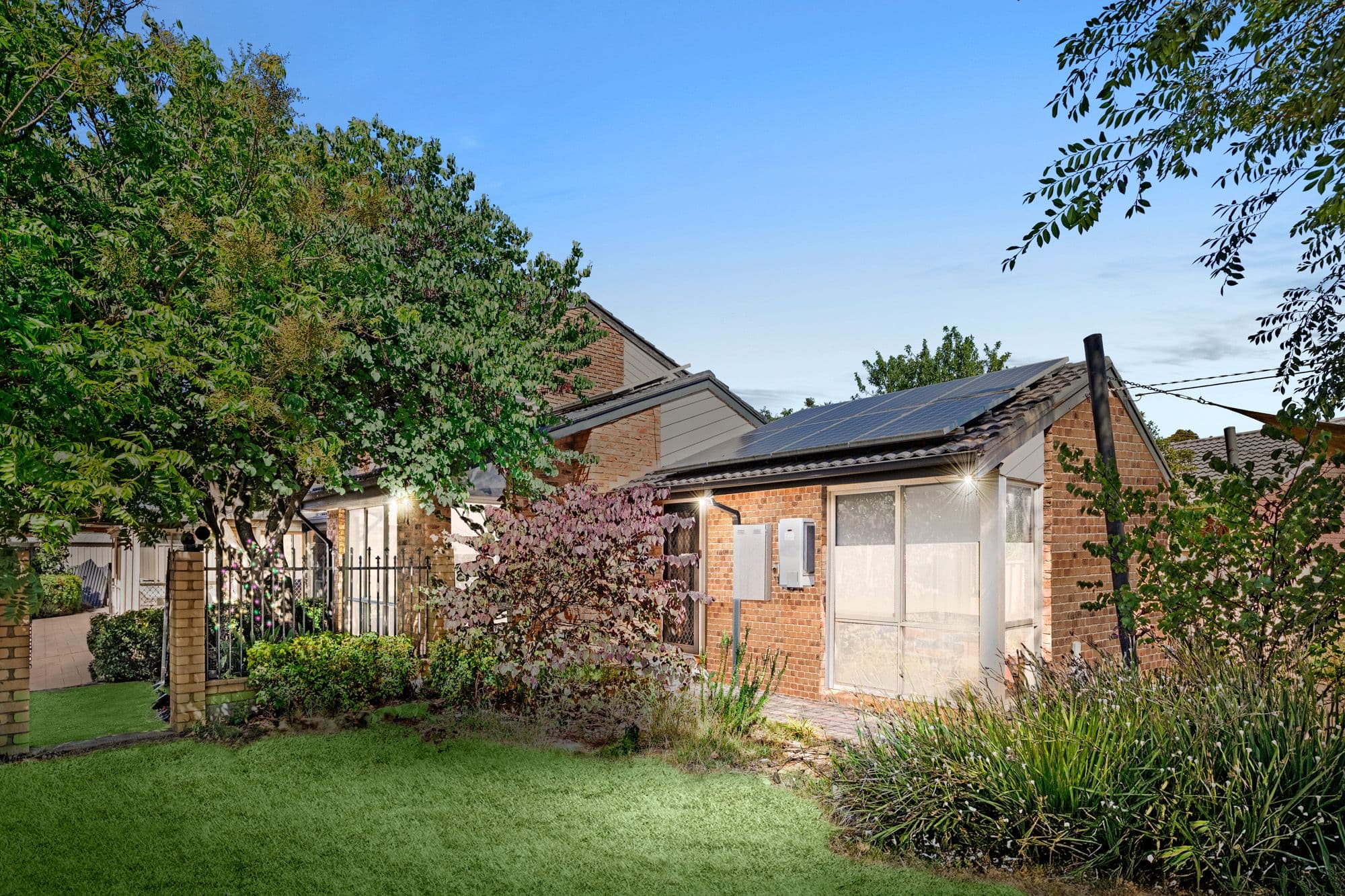 34 Queensbury Way, Werribee VIC 3030, Werribee - Thumbnail 2
