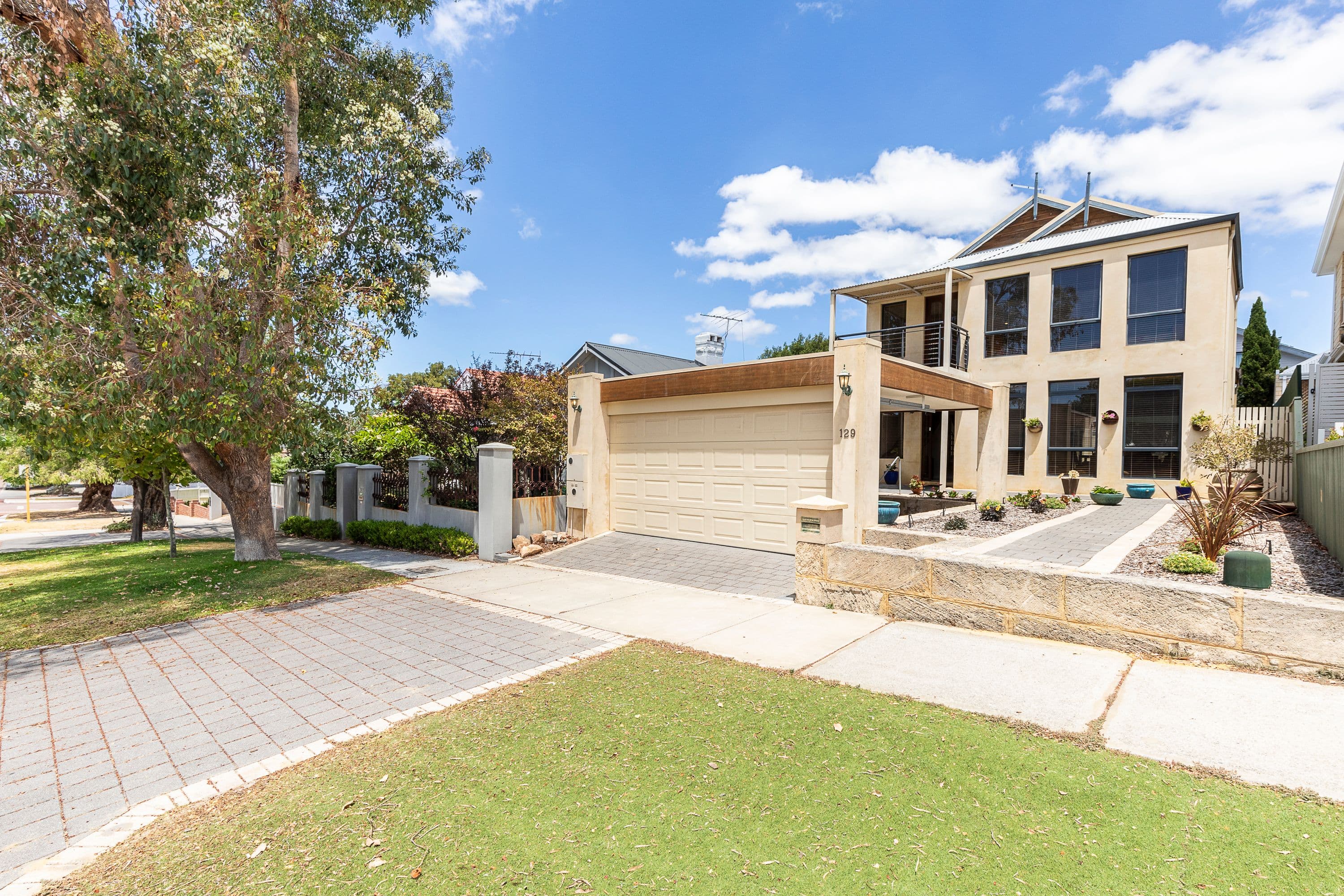 129 Shakespeare Street, Mount Hawthorn WA 6016, Mount Hawthorn - Image 1