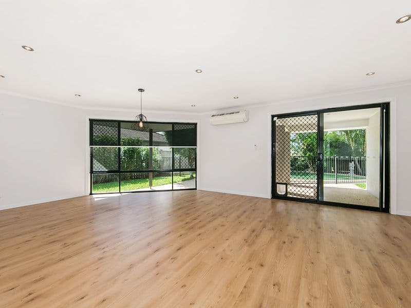10 Broxbourne Place, Oxenford QLD 4210, Oxenford - Thumbnail 8