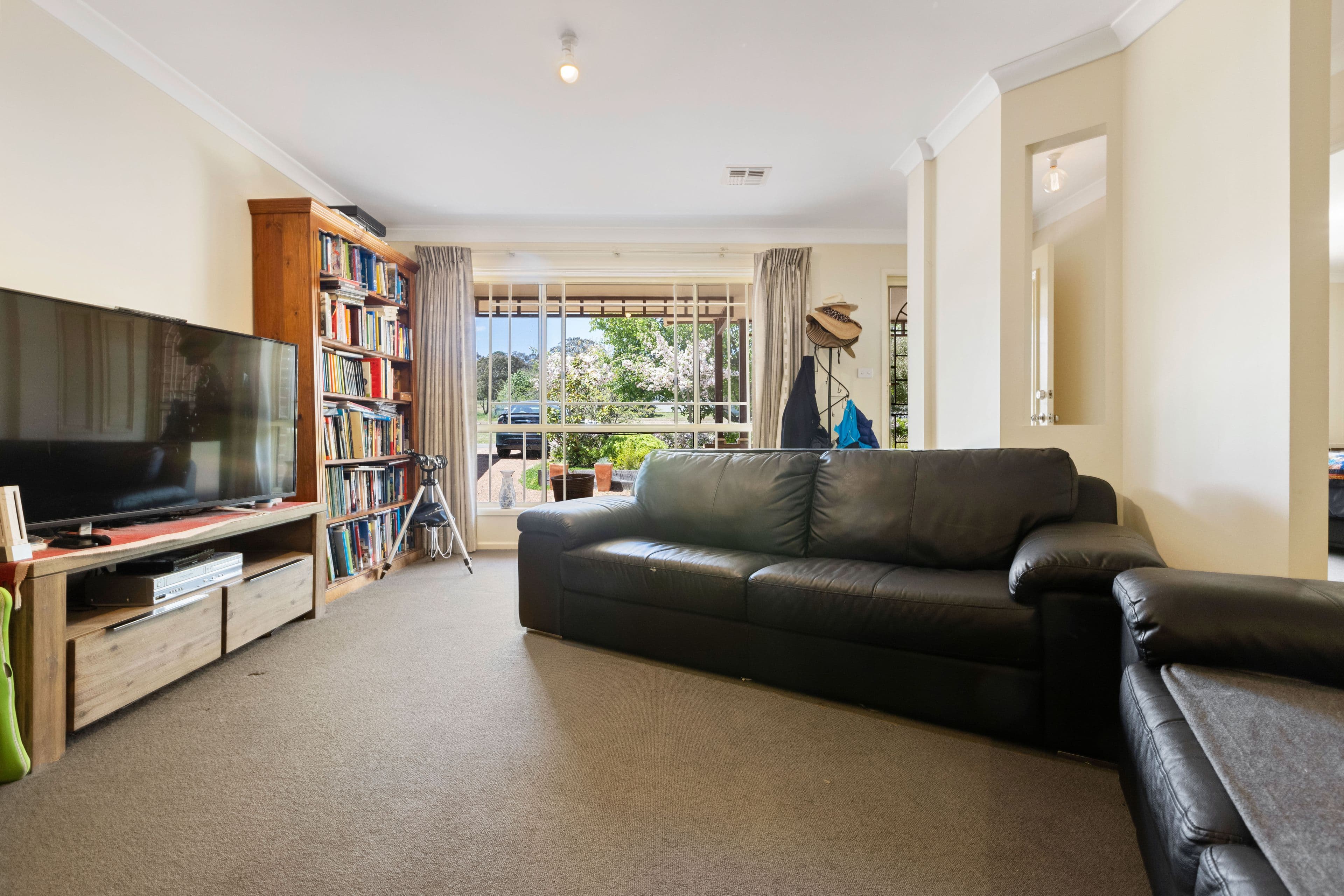 54 Bywong Street, Sutton NSW 2620, Sutton - Thumbnail 7