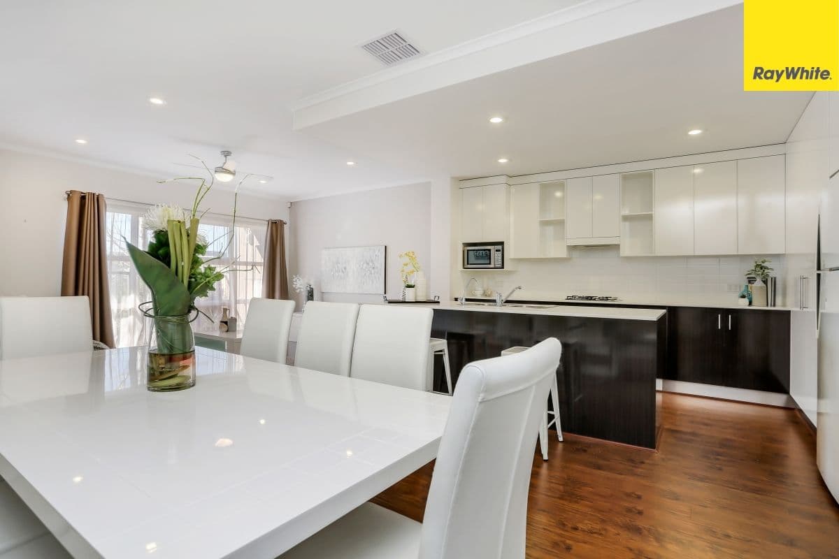 4 Chianti Lane, Mawson Lakes SA 5095, Mawson Lakes - Thumbnail 2