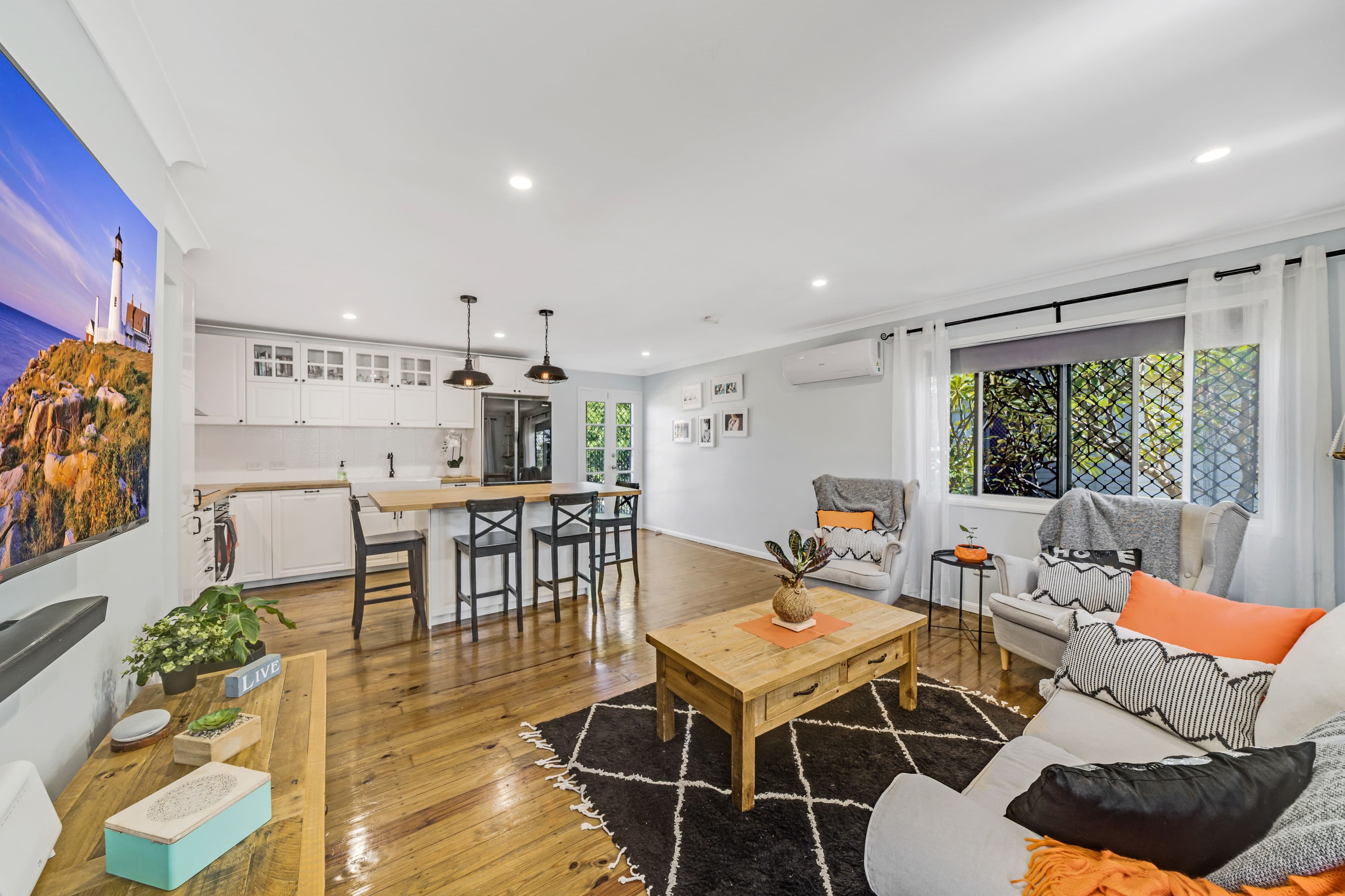 11 Barrack Street, Loganholme QLD 4129, Loganholme - Thumbnail 2