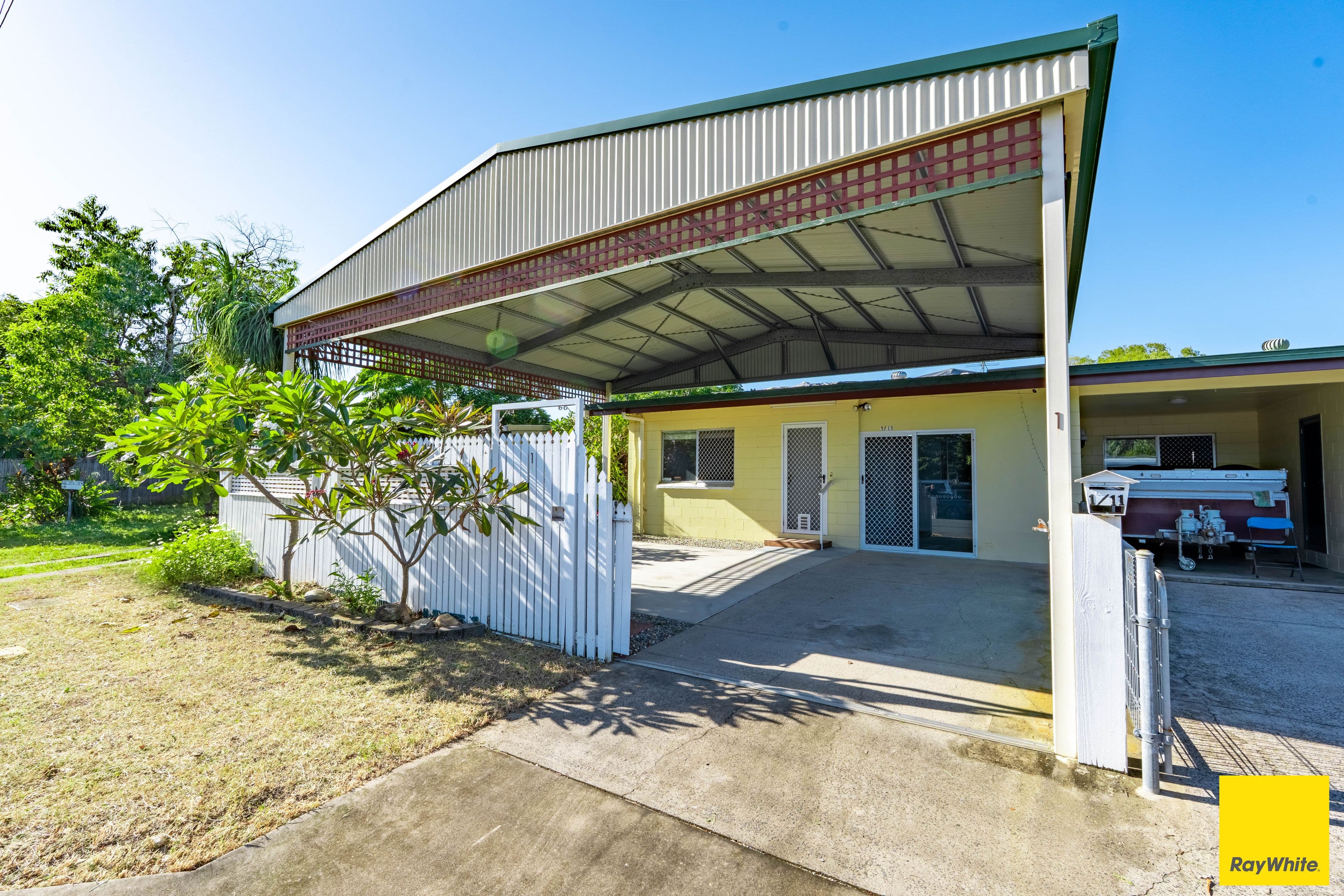 11 Bamboo Street, Holloways Beach QLD 4878, Holloways Beach - Thumbnail 3