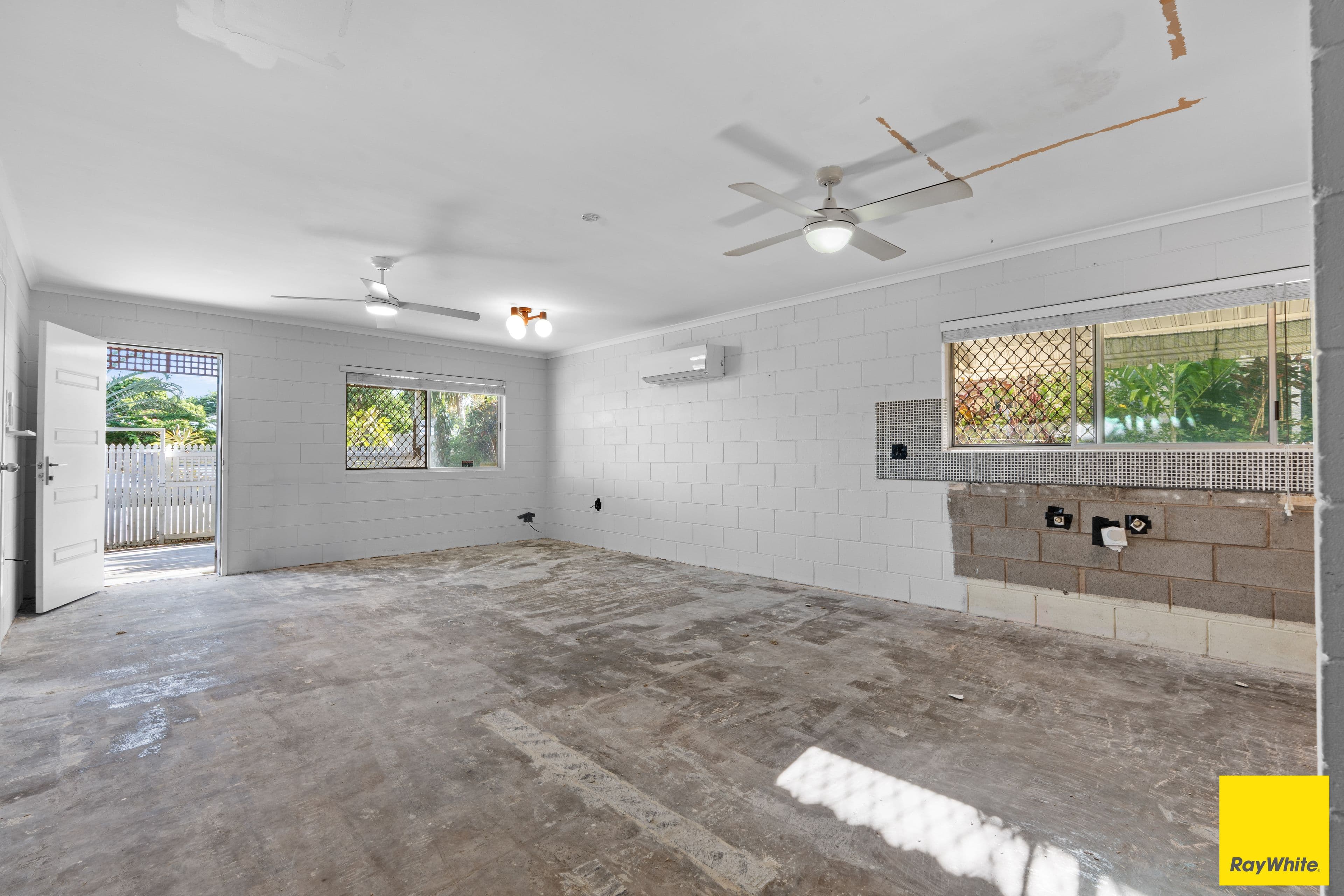 11 Bamboo Street, Holloways Beach QLD 4878, Holloways Beach - Thumbnail 6