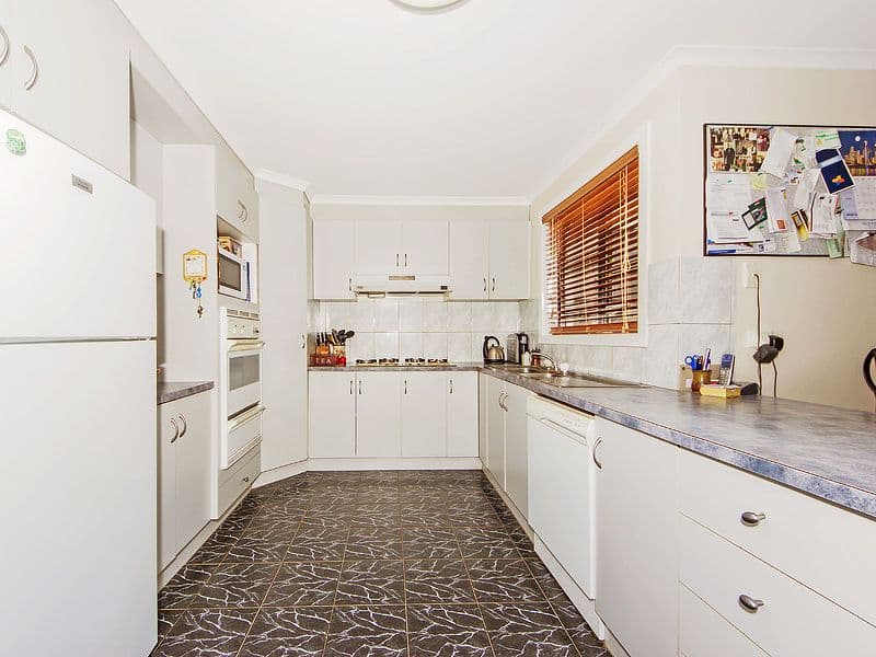 78 Grevillea Crescent, HOPPERS CROSSING VIC 3029, Hoppers Crossing - Thumbnail 4
