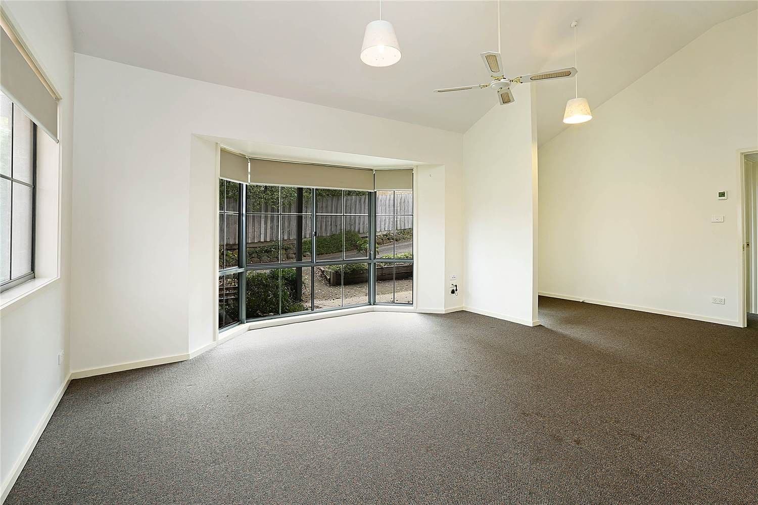 82 Barrands Lane, DRYSDALE VIC 3222, Drysdale - Thumbnail 2