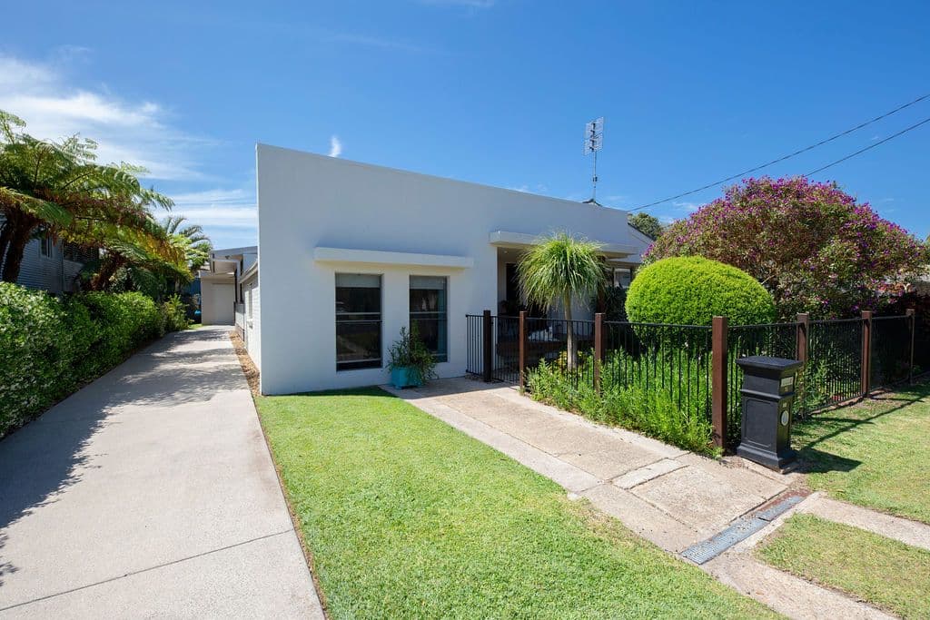 16 Broadwater Avenue, Maroochydore QLD 4558, Maroochydore - Image 1