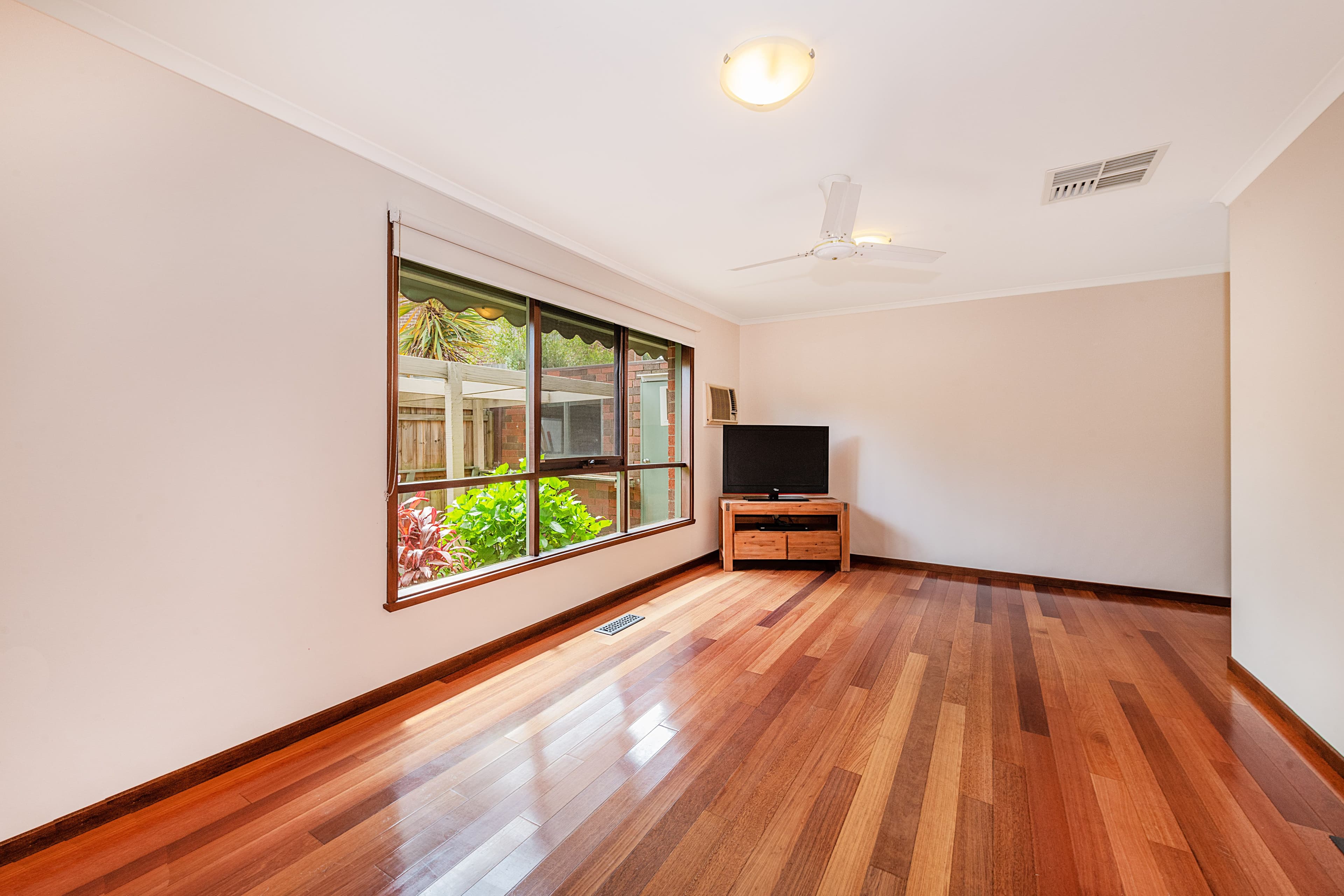 31 Forest Road, Ferntree Gully VIC 3156, Ferntree Gully - Thumbnail 3