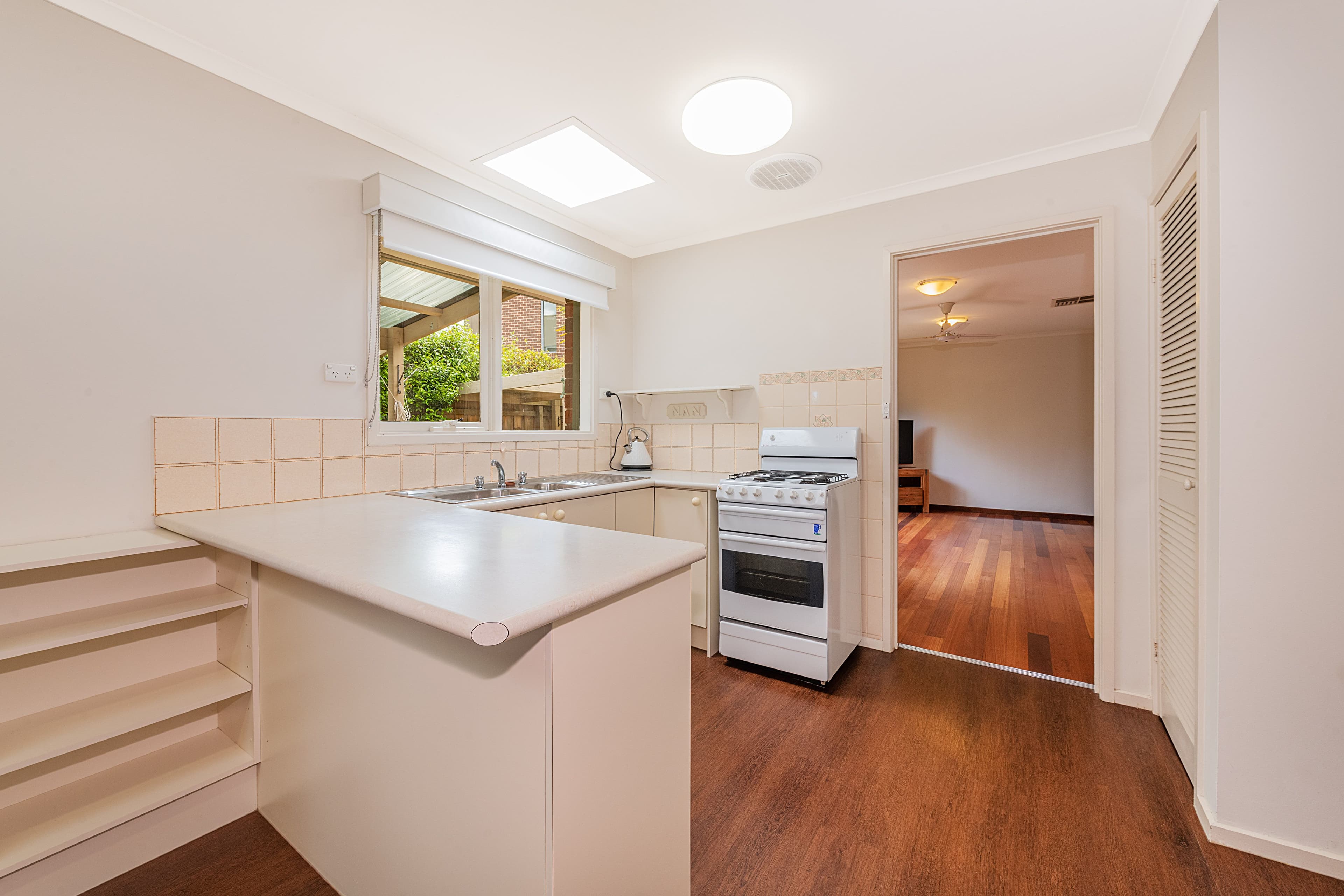 31 Forest Road, Ferntree Gully VIC 3156, Ferntree Gully - Thumbnail 4