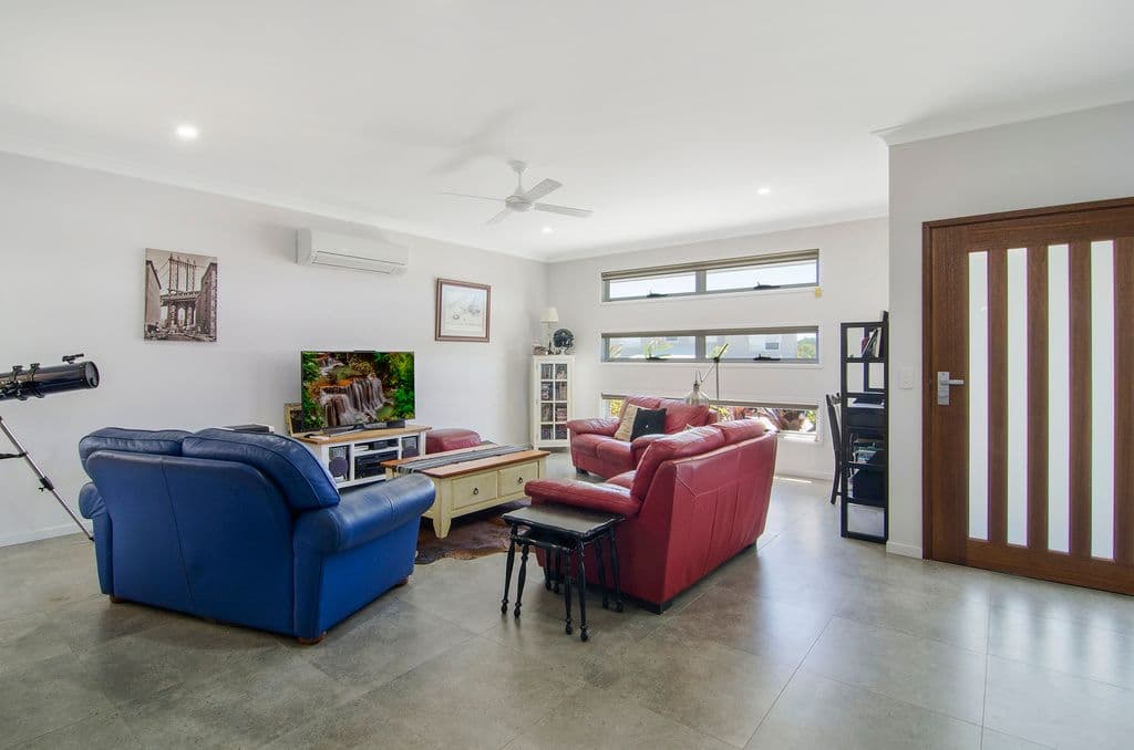 3 Element Street, Elanora QLD 4221, Elanora - Thumbnail 4