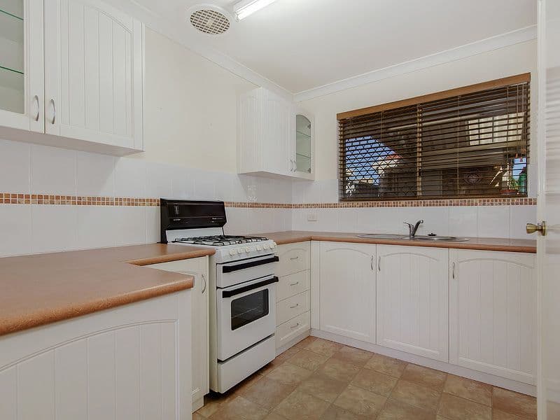 5 Ashford Avenue, Rockingham WA 6168, Rockingham - Thumbnail 2