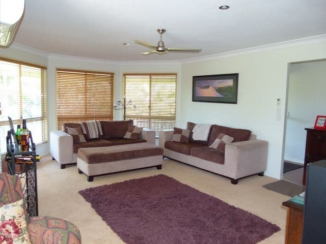 17 Winland Drive, DEEBING HEIGHTS QLD 4306, Deebing Heights - Thumbnail 3