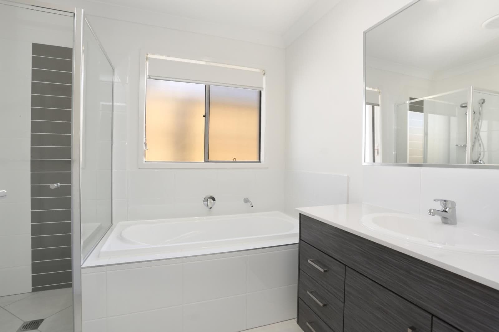 16 Robert Drive, Pimpama QLD 4209, Pimpama - Thumbnail 5