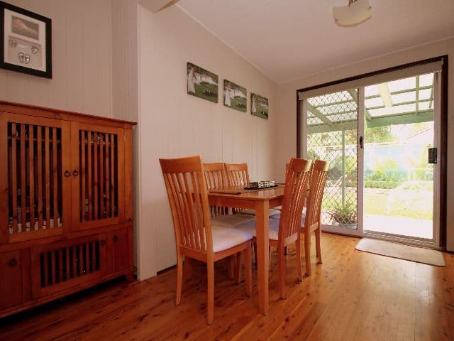 217 Henry Lawson Drive, GEORGES HALL NSW 2198, Georges Hall - Thumbnail 4