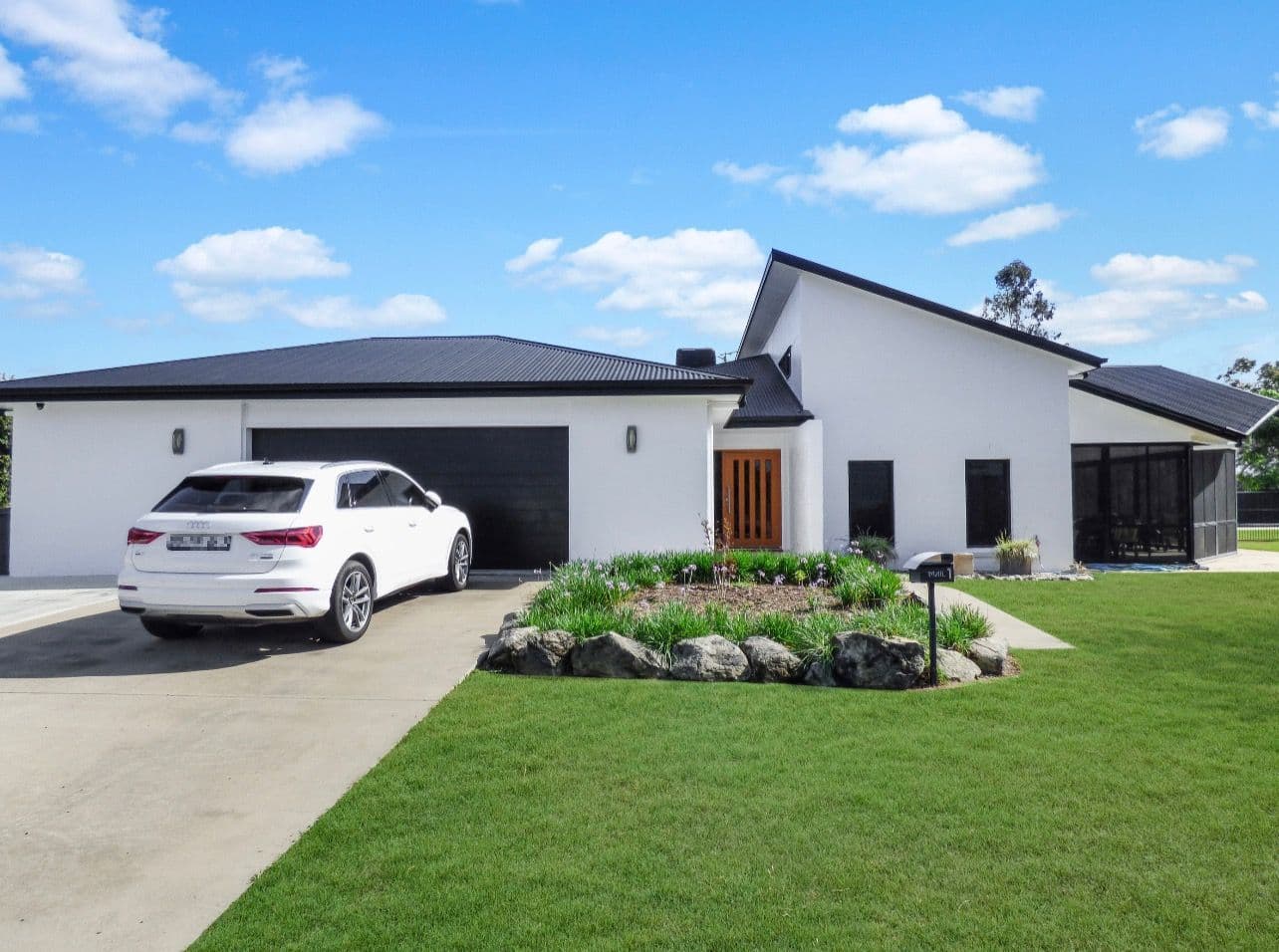 1 Madison Terrace, Roma QLD 4455, Roma - Image 1