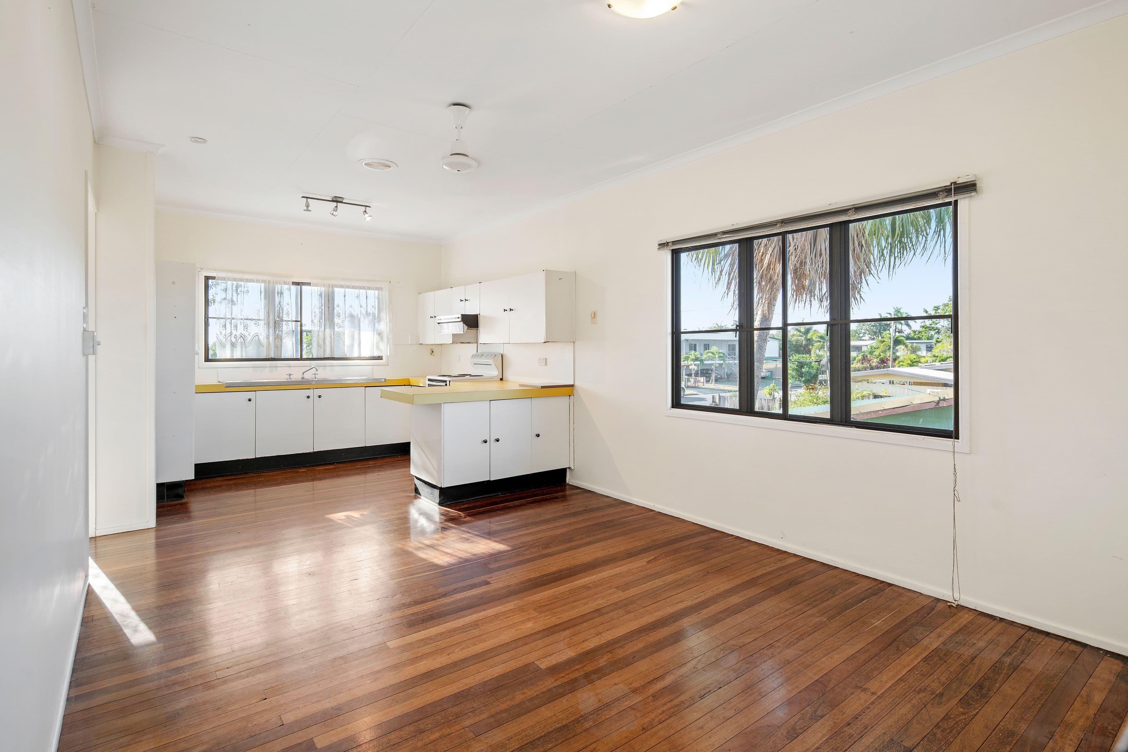 7 Atkinson Street, Proserpine QLD 4800, Proserpine - Thumbnail 3