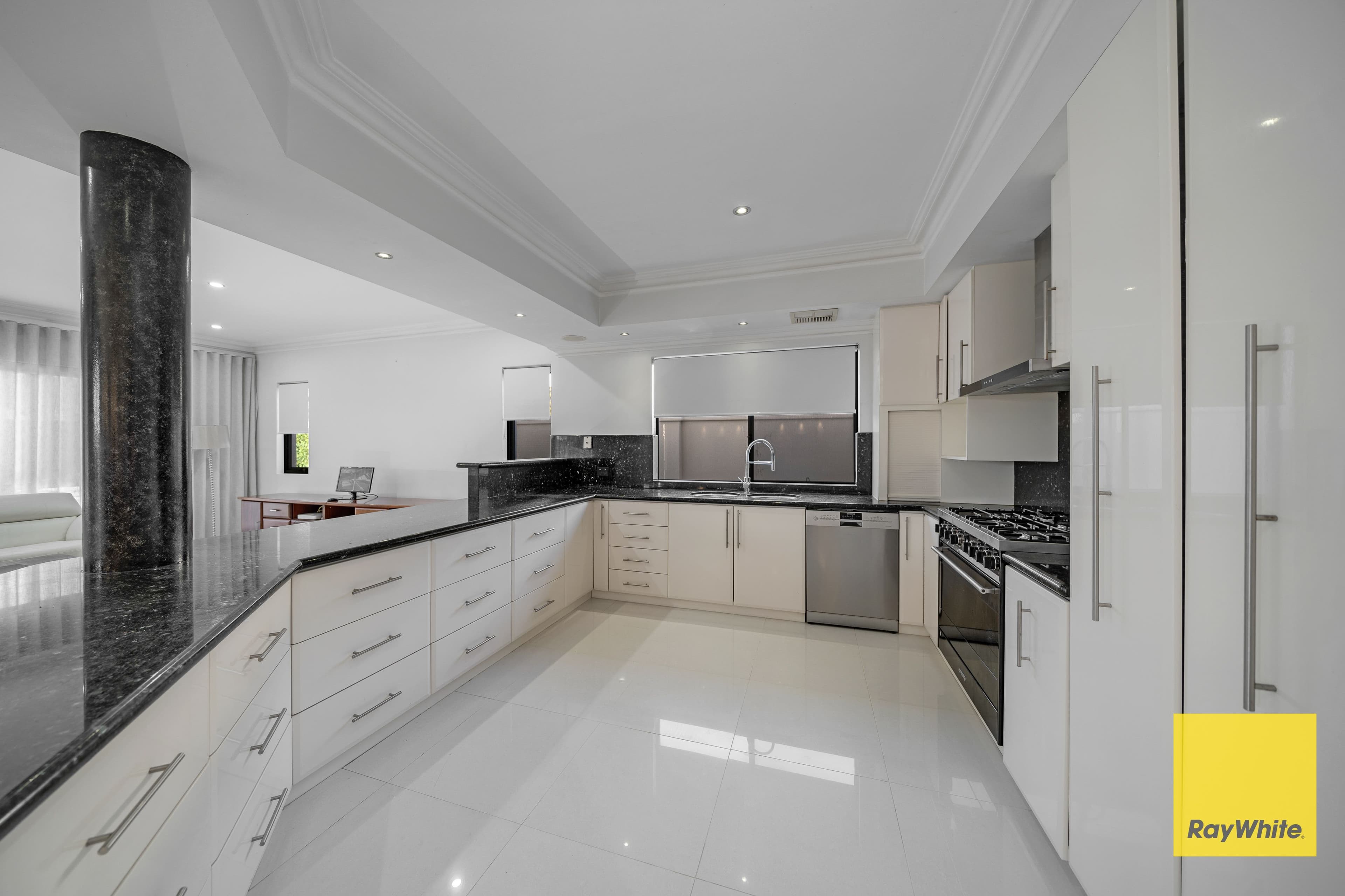 40 Saddler Circle, Mirrabooka WA 6061, Mirrabooka - Thumbnail 7