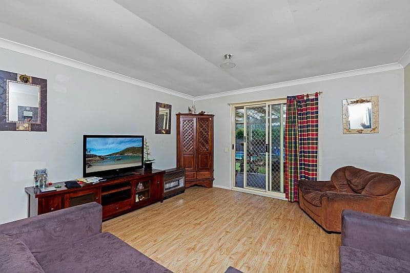 83 Bundilla Parade, BERKELEY VALE NSW 2261, Berkeley Vale - Thumbnail 3