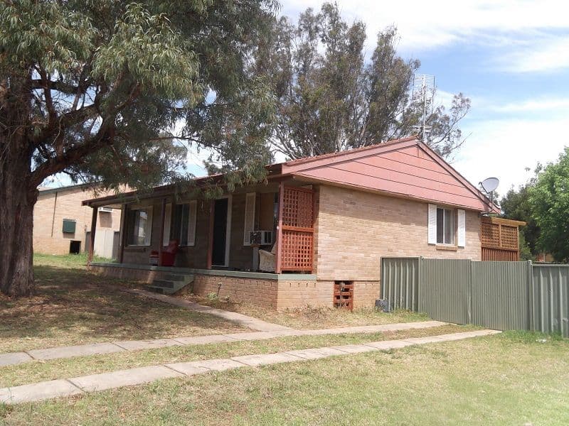 9 Jindalee Circuit, COWRA NSW 2794, Cowra - Thumbnail 2