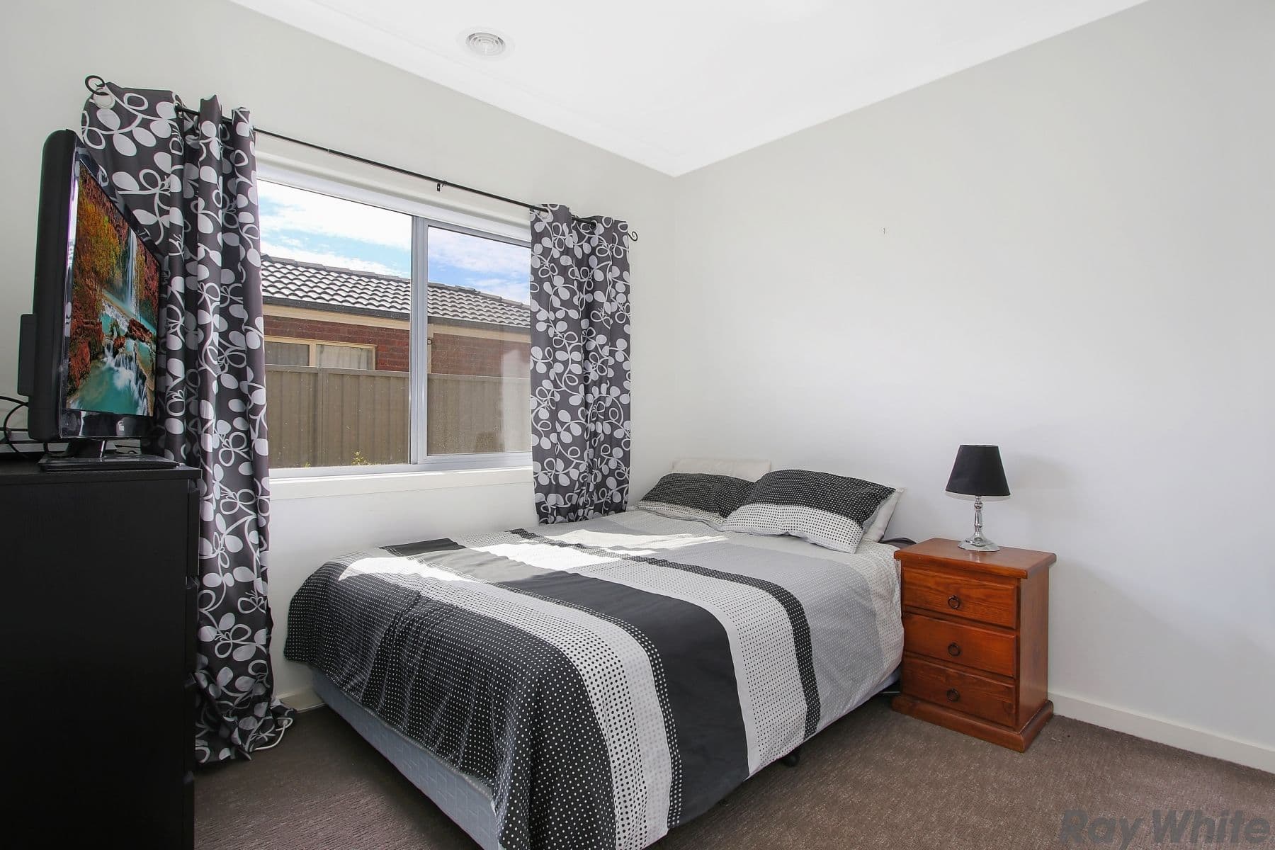 10 Amber Avenue, Benalla VIC 3672, Benalla - Thumbnail 5