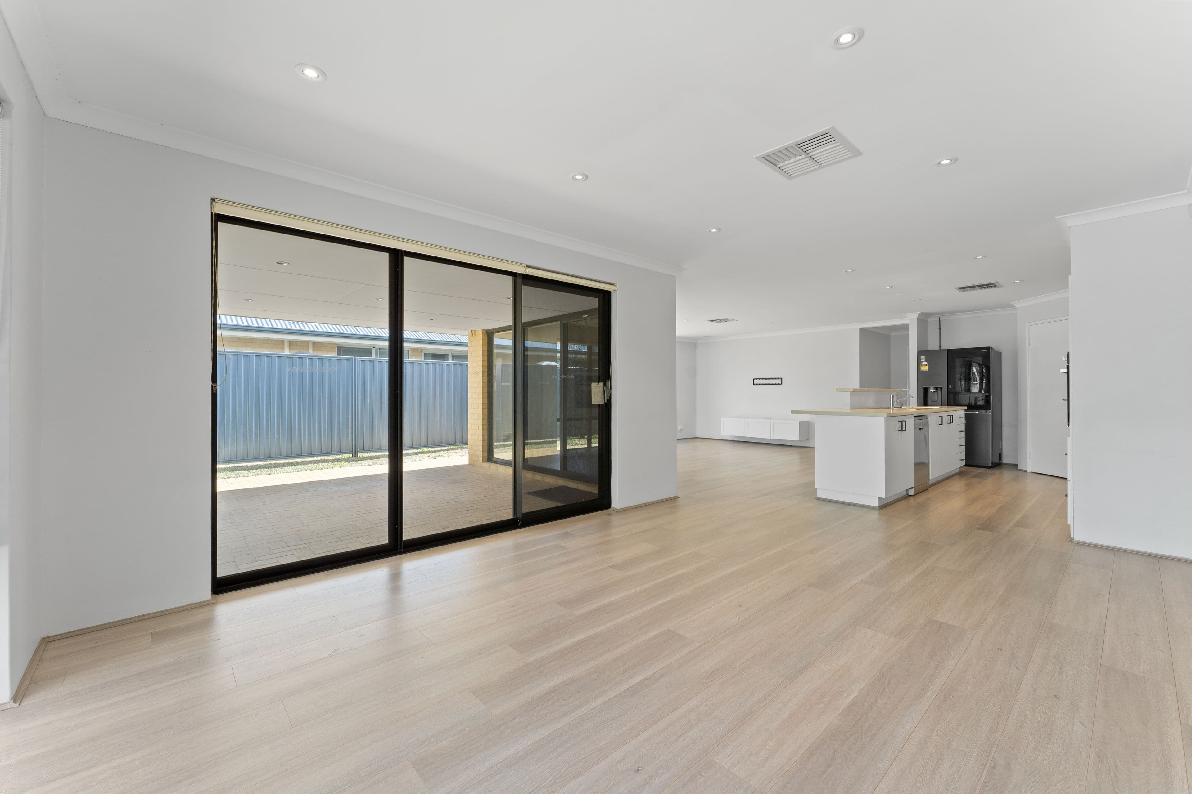 8 Triandra Street, Baldivis WA 6171, Baldivis - Thumbnail 8