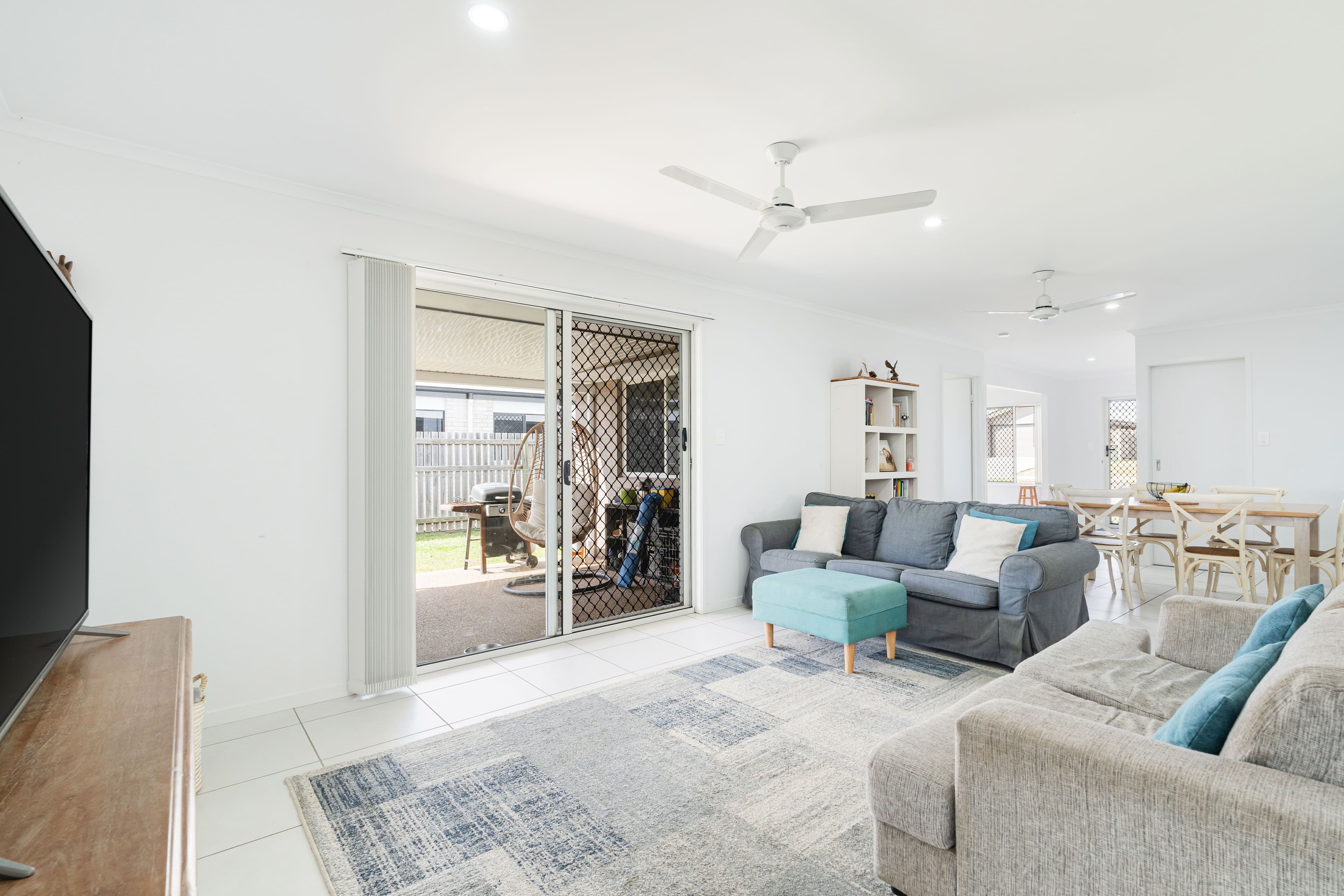 9 Robin Road, Kawungan QLD 4655, Kawungan - Image 1
